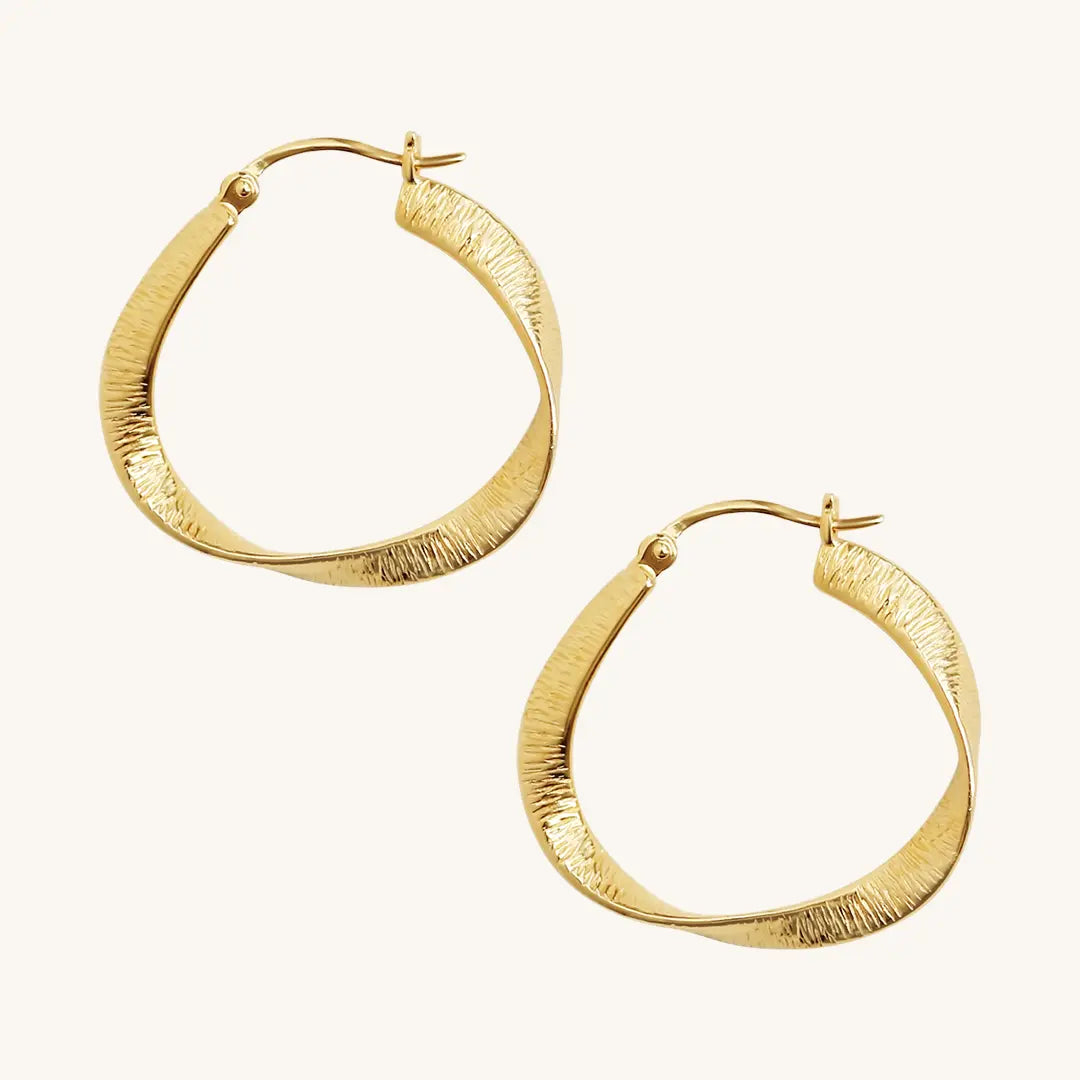 Abigail Hoops - Stylish and Comfortable Hoop Earrings for Women | Perfect for Everyday Wear, Parties, and Gifts