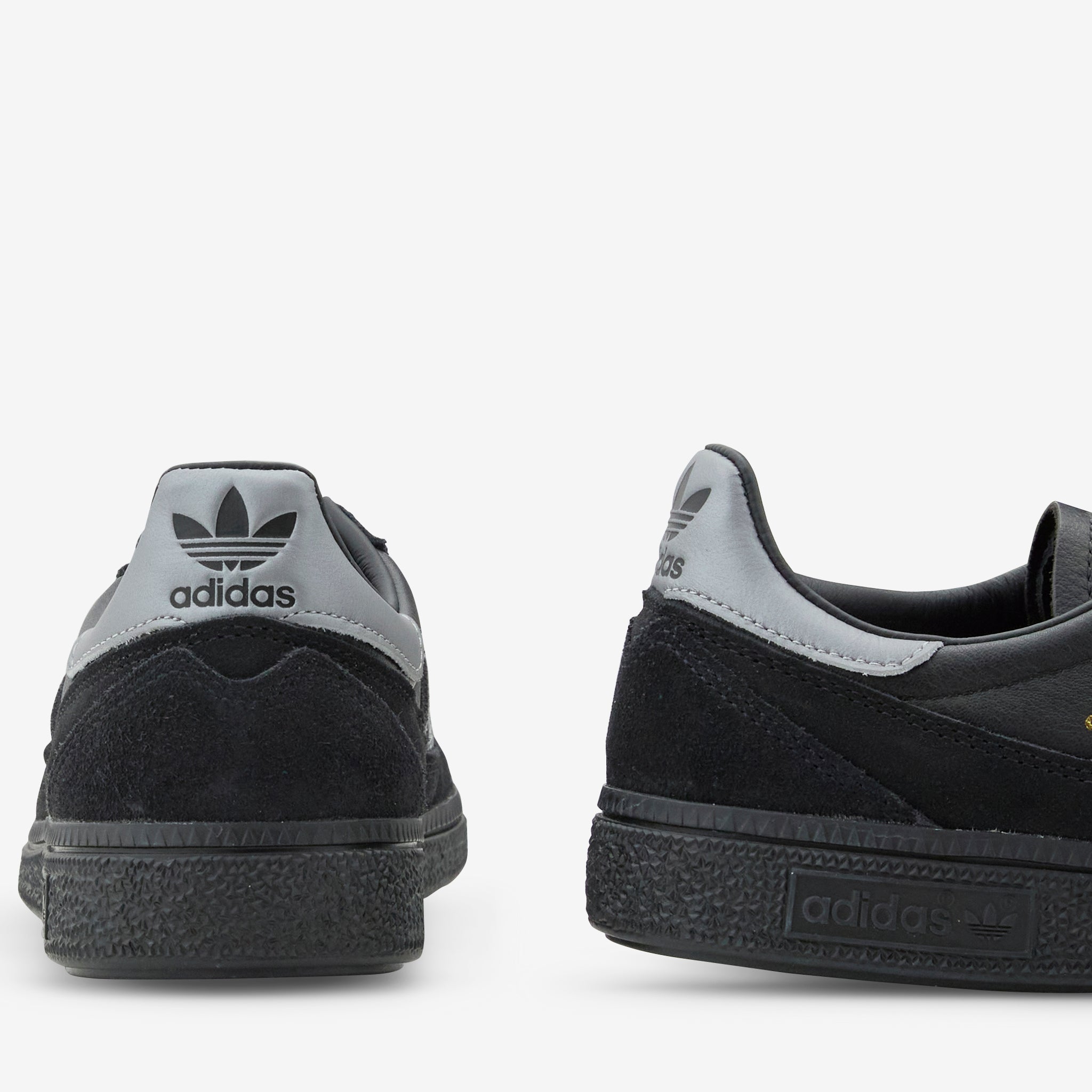 Adidas Handball Spezial WM Core Black Silver Metallic Carbon - Classic Sneakers for Streetwear & Casual Outfits