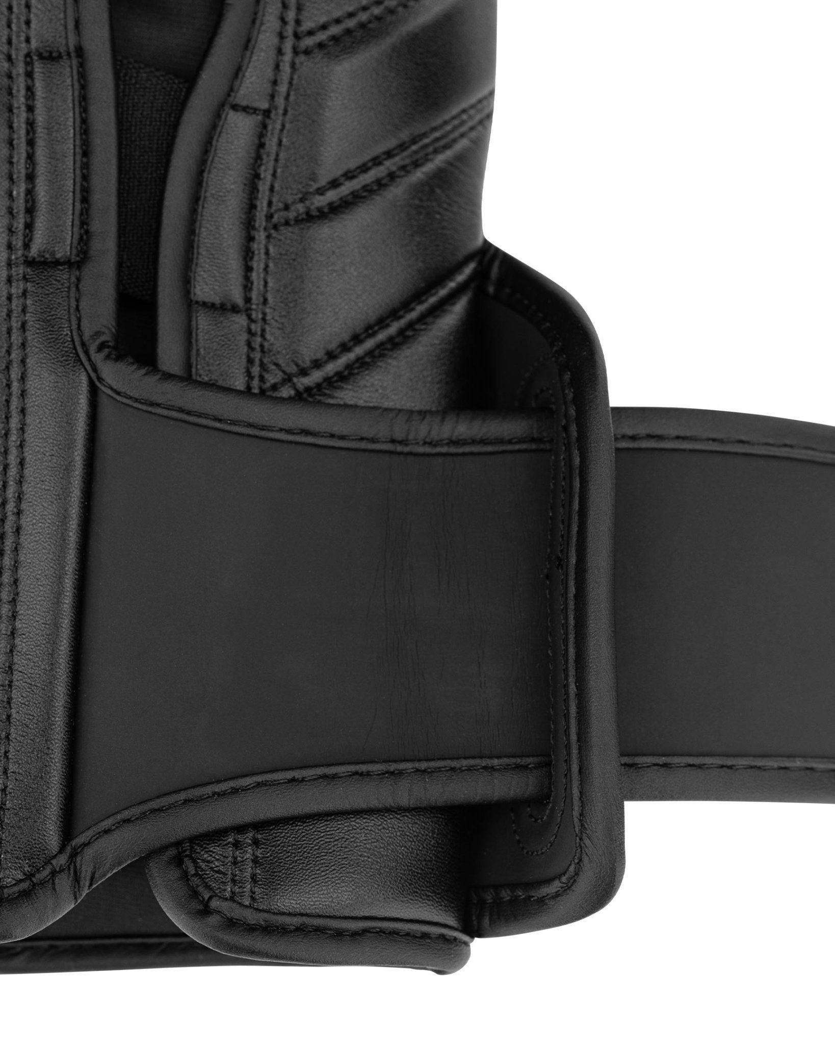 Creed Gel Heavy Bag Gloves for Boxing & MMA Training - Premium Padded Punching Bag Mitts for Men & Women - Ideal for Gym, Home Workouts & Fitness Training