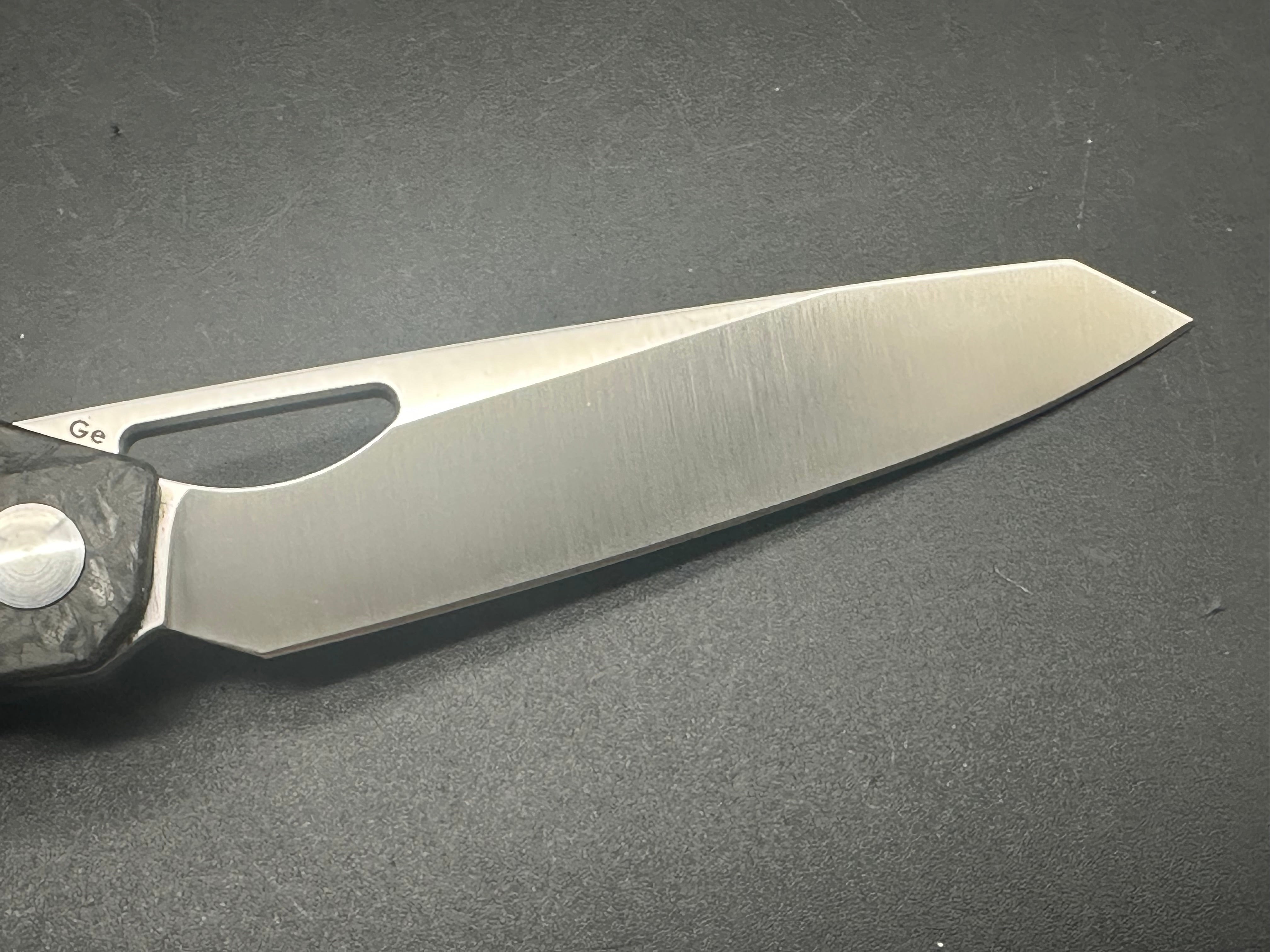 Kizer Genie Liner Lock Folding Knife - Premium Carbon Fiber Handle, 3.40