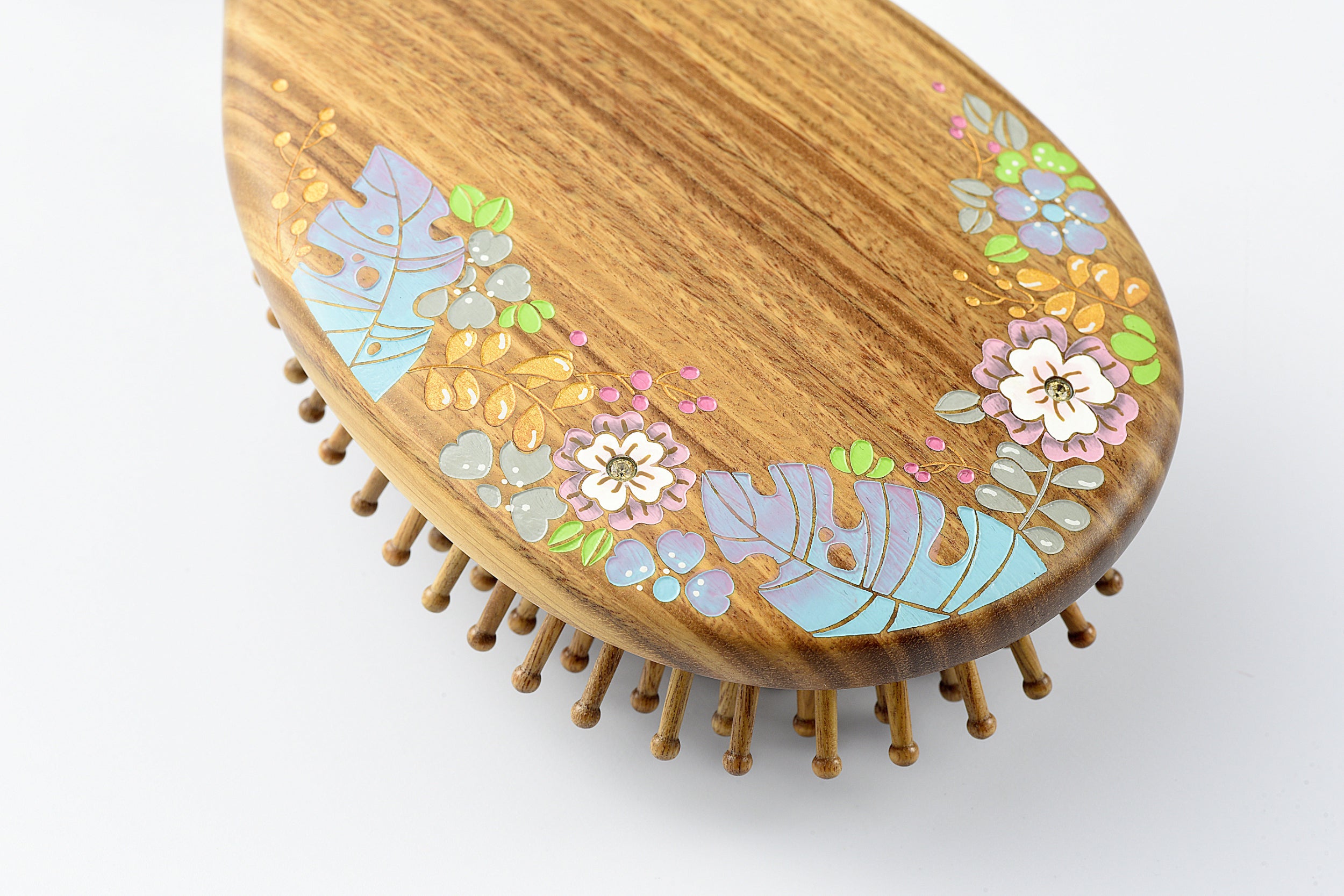 Verawood Cushion Hair Brush - Gentle Detangling & Styling for All Hair Types - Perfect for Home, Salon & Travel Use