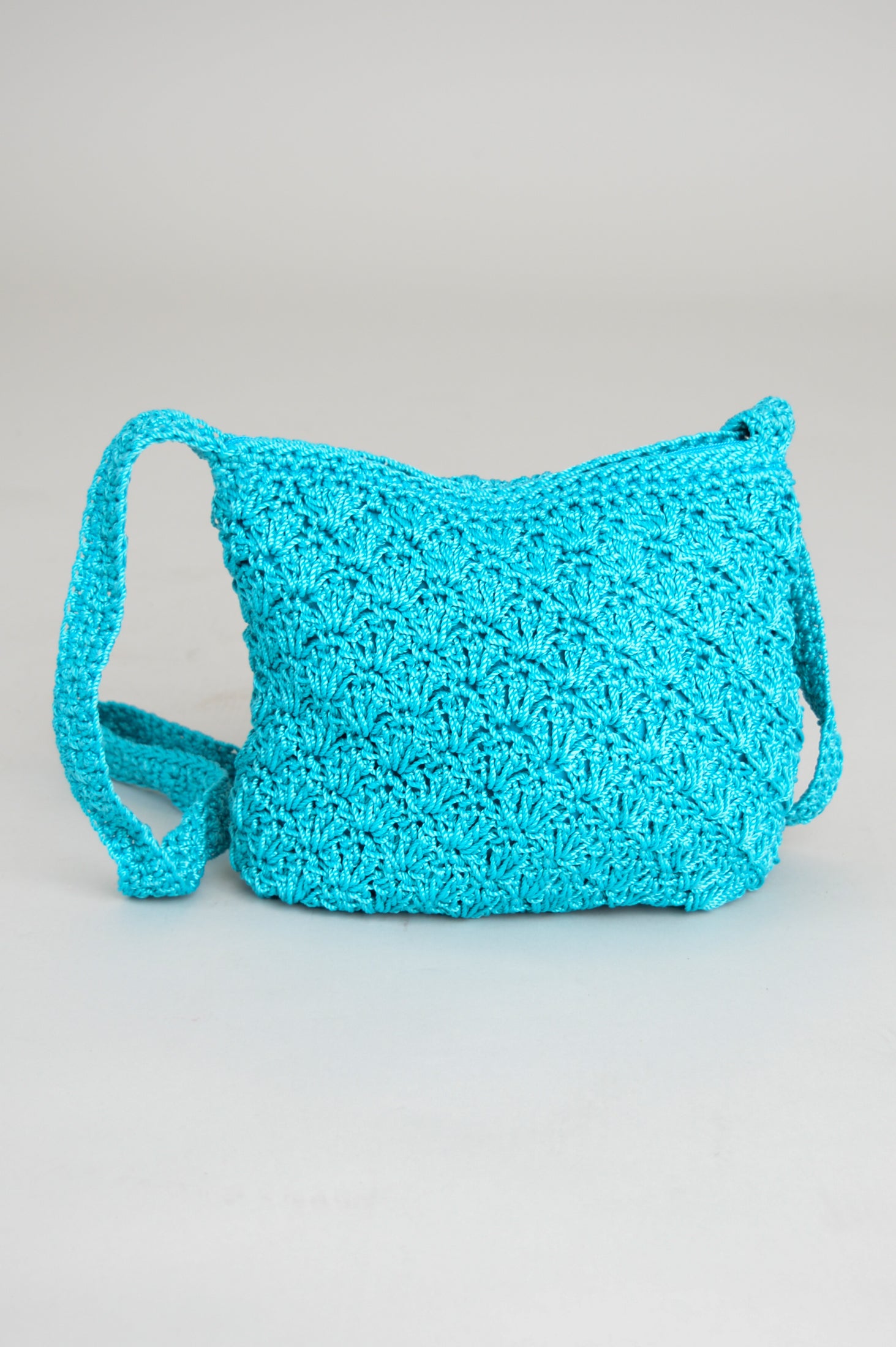 Handmade Crochet Tote Bag in Turquoise - Stylish & Durable Boho Beach Bag for Women - Perfect for Shopping, Travel & Summer Outings