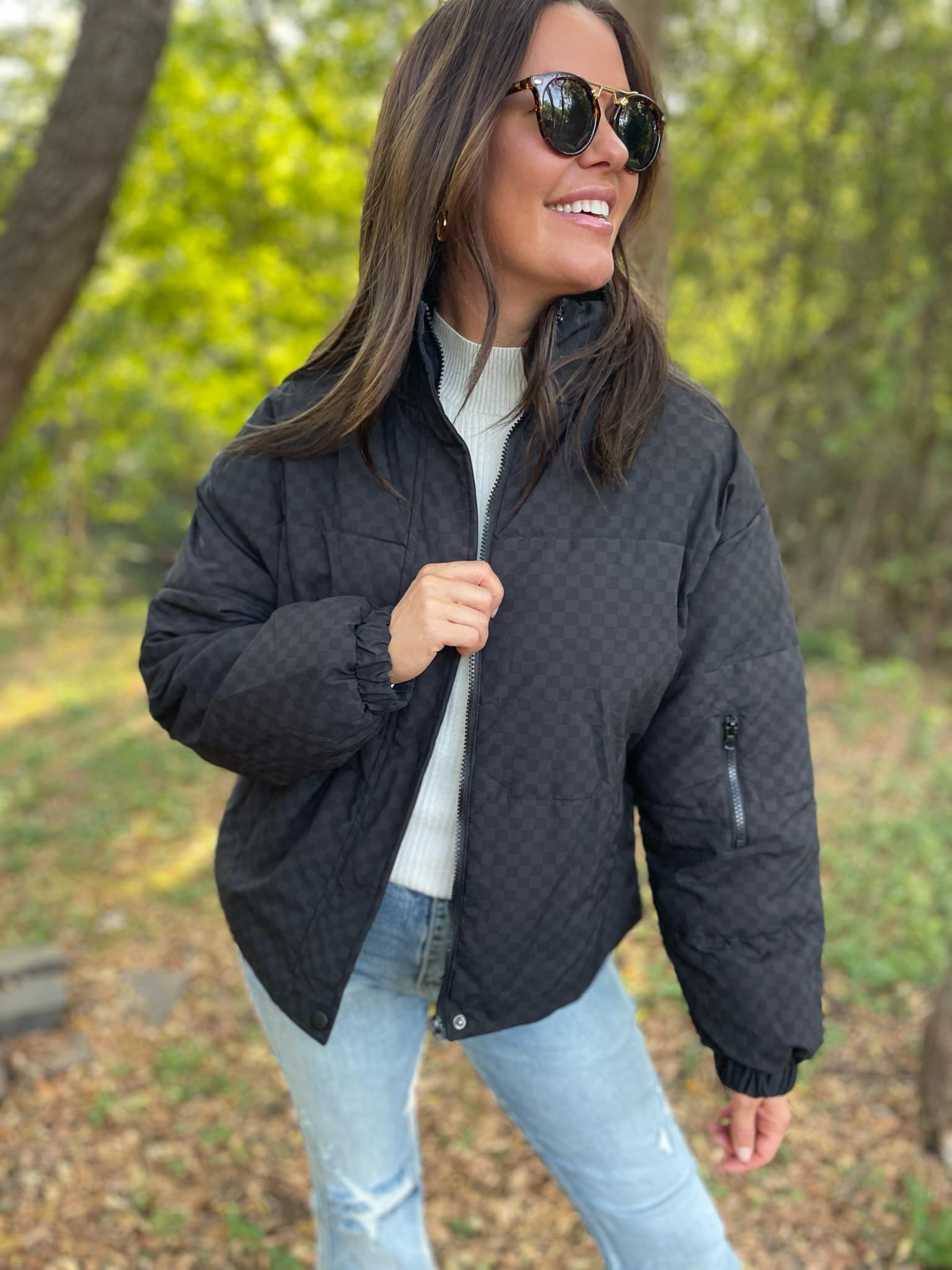 **Abbott Checkerboard Puffer Jacket – Warm Winter Coat for Men & Women | Water-Resistant & Lightweight | Perfect for Outdoor Activities, Skiing, and Casual Wear**