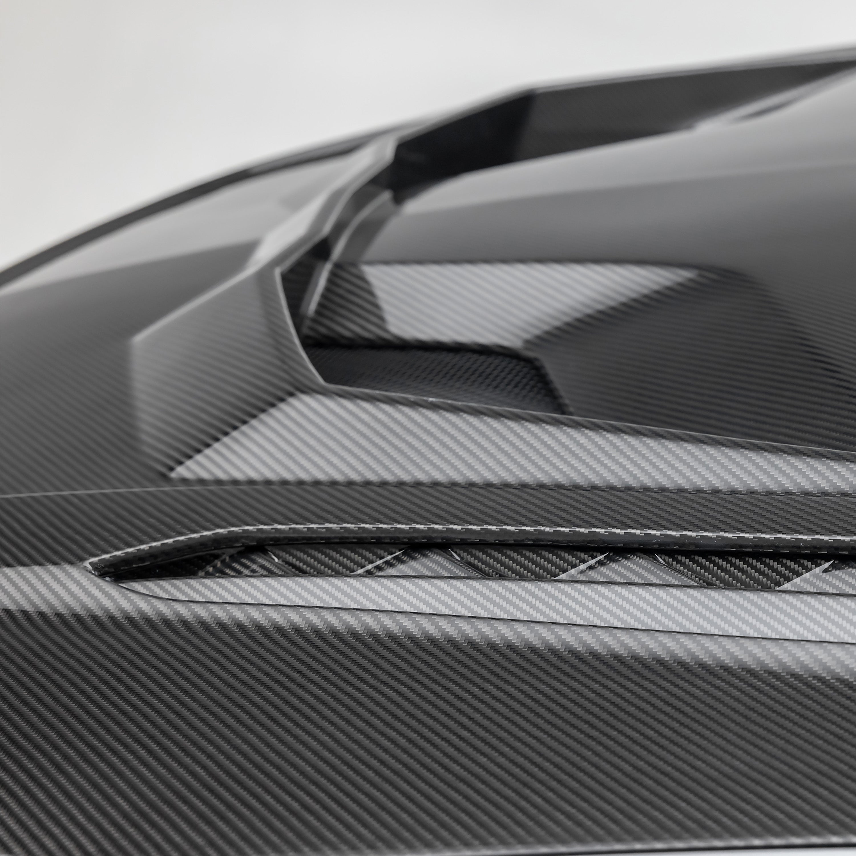 Lamborghini Urus Performante Edizione Aero Hood - Carbon Fiber Performance Hood for Lamborghini Urus SUV | High-Speed Aerodynamics | Track & Street Racing Enhancement