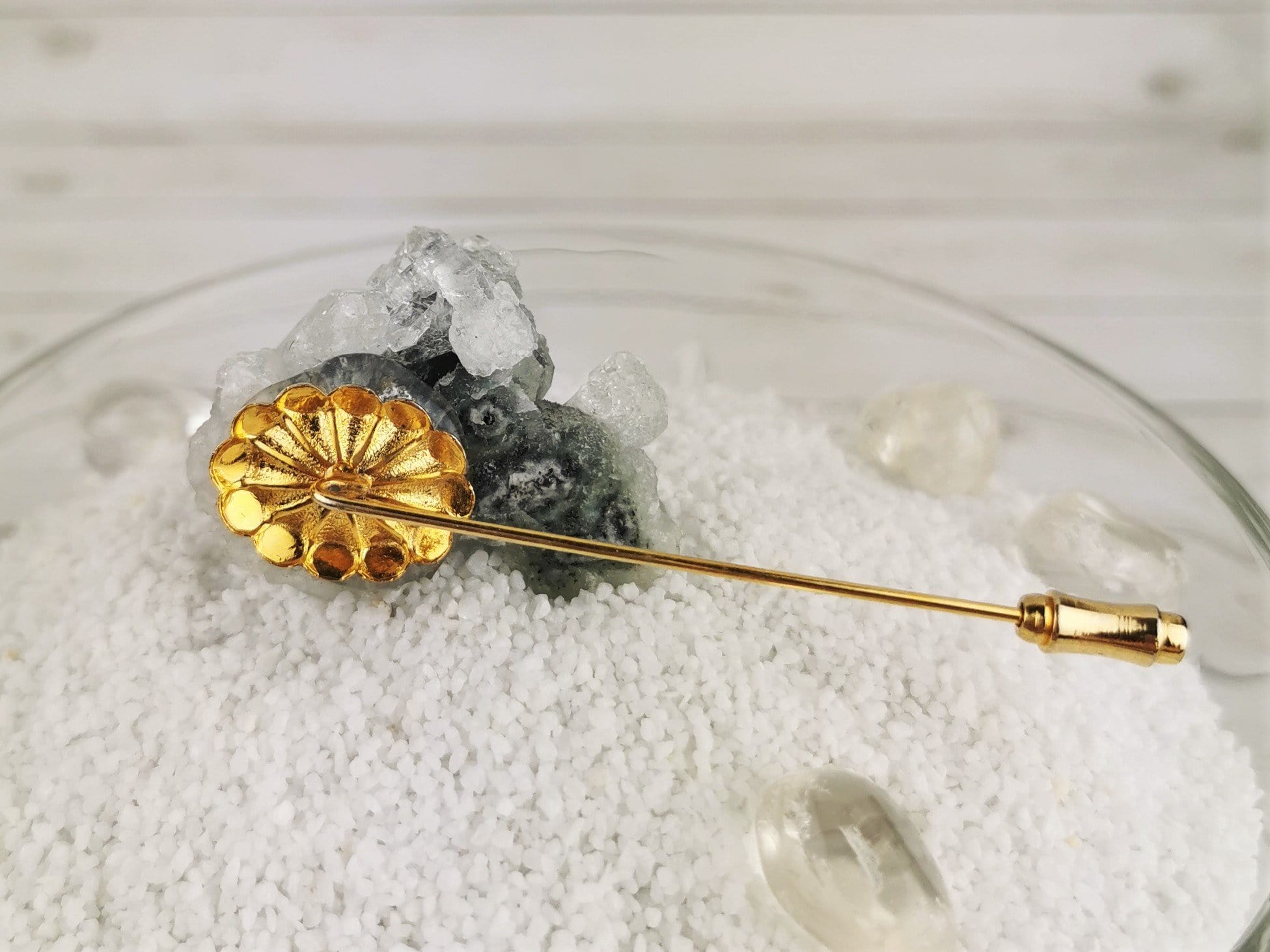 Natural Apophyllite Crystal Boutonniere Pin - Healing Stone for Men's Suits, Wedding, Prom & Formal Events