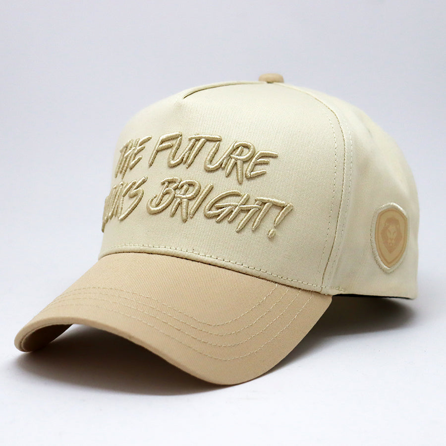 Stylish Beige Snapback Hat for Men & Women - Trendy Adjustable Baseball Cap for Outdoor Sports & Casual Wear