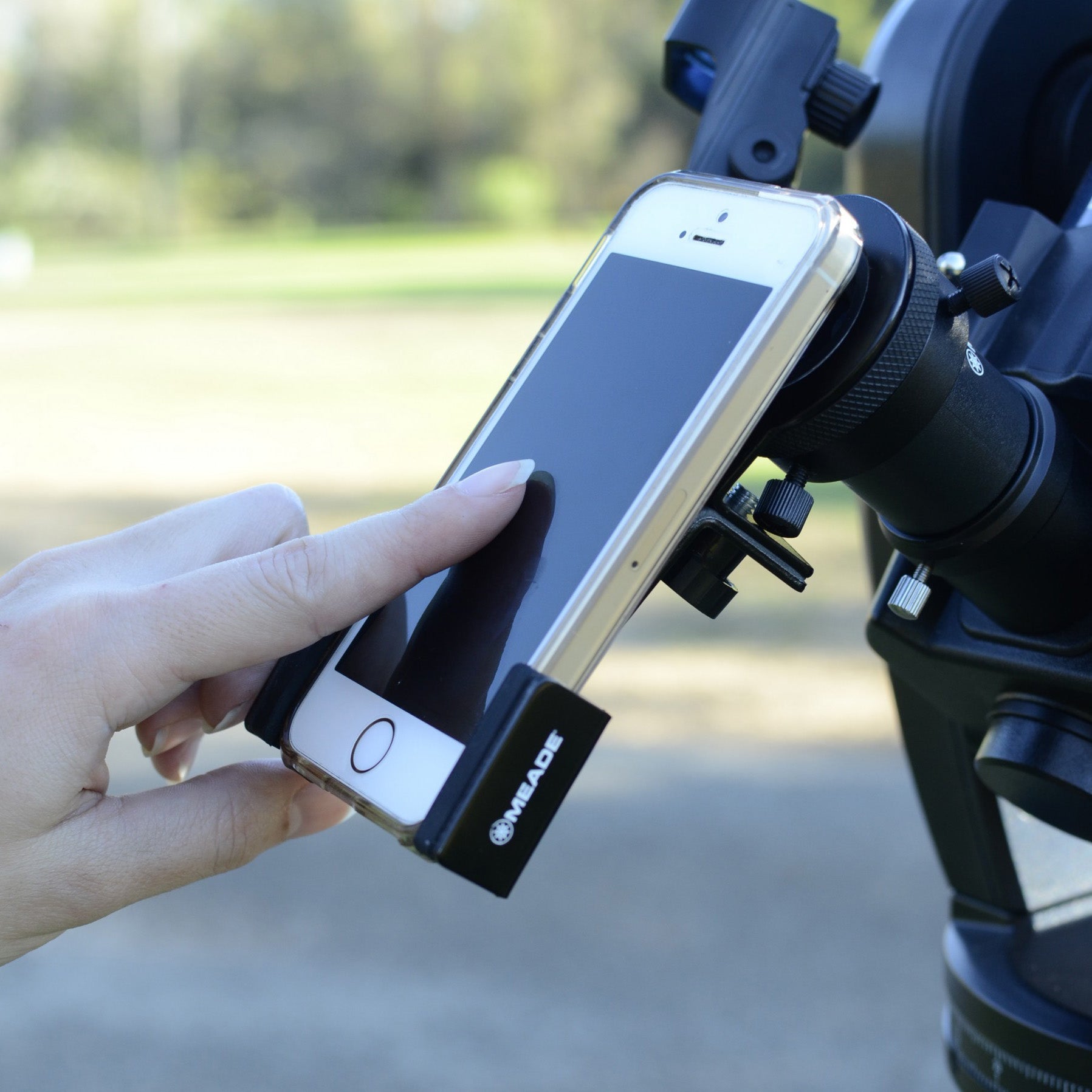 Meade Smartphone Adapter 608007 - Universal Telescope Phone Mount for Astrophotography & Stargazing - Perfect for Astronomy Enthusiasts & Outdoor Adventures