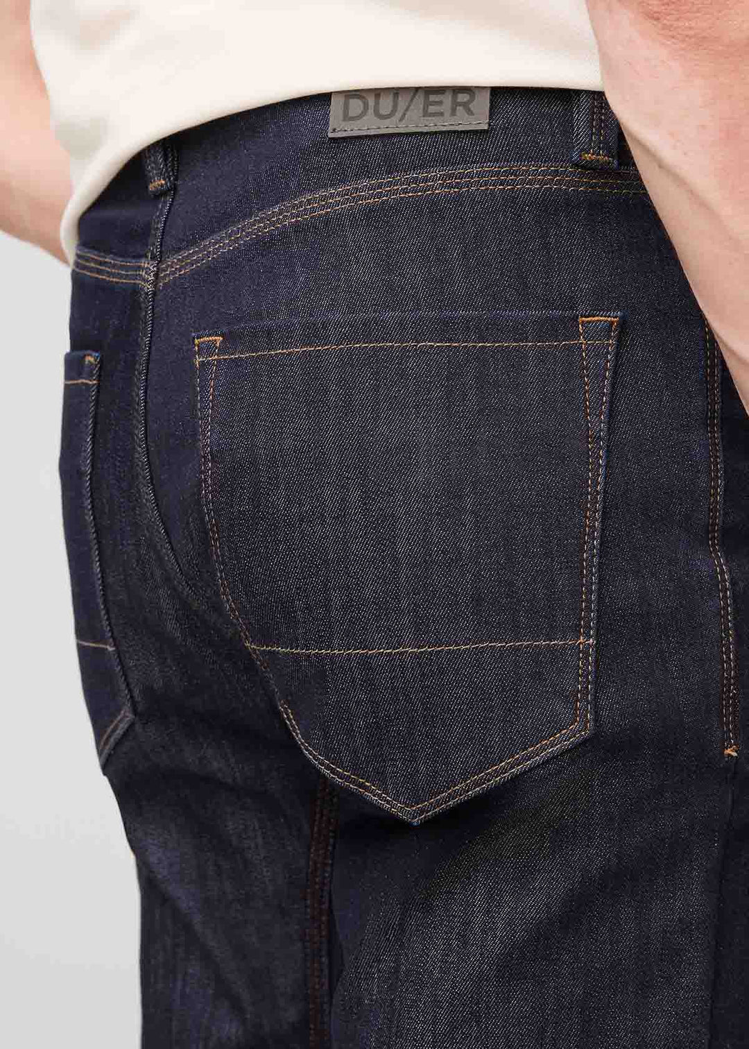All-Weather Men's Slim Fit Denim Jeans - Comfortable & Durable for Outdoor Activities and Casual Wear