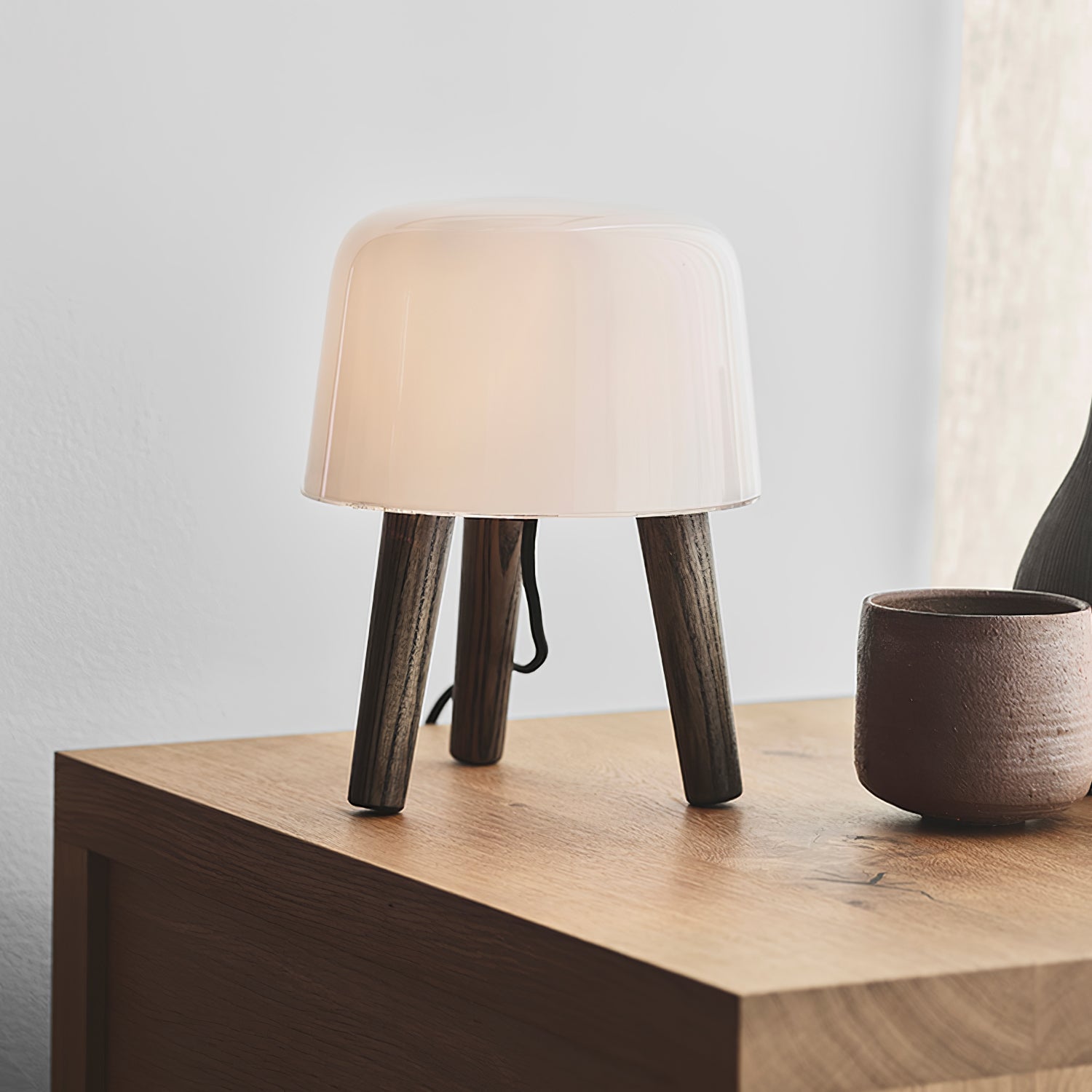 Modern LED Milk Table Lamp - Soft White Night Light for Bedroom, Nursery, Living Room - Stylish & Energy-Efficient Home Decor Lighting