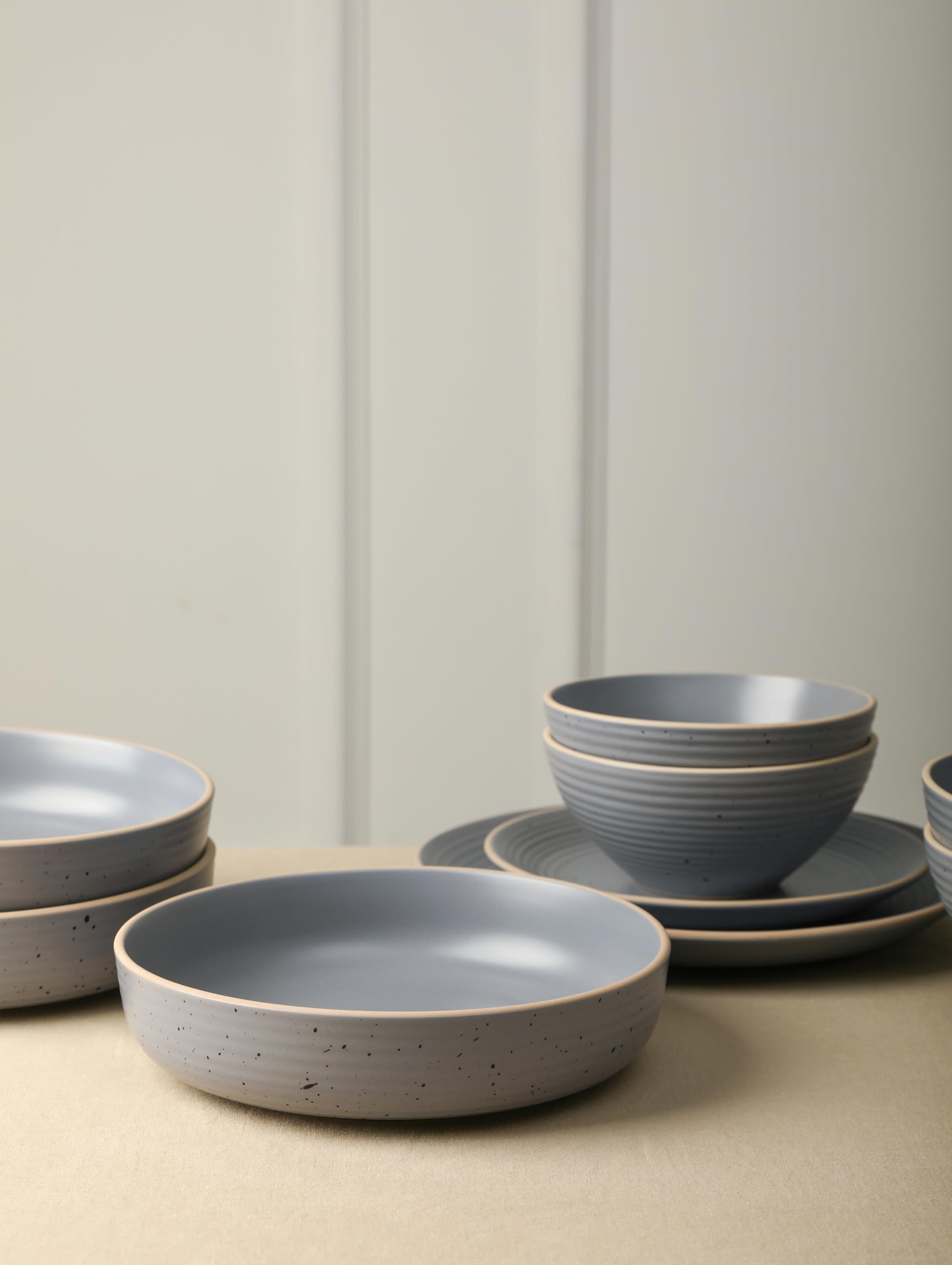 Lauren Modern Stoneware 32-Piece Round Dinnerware Set - 8-Person Plates & Bowls in Light Gray | Durable Stoneware Dishes for Everyday Dining & Entertaining