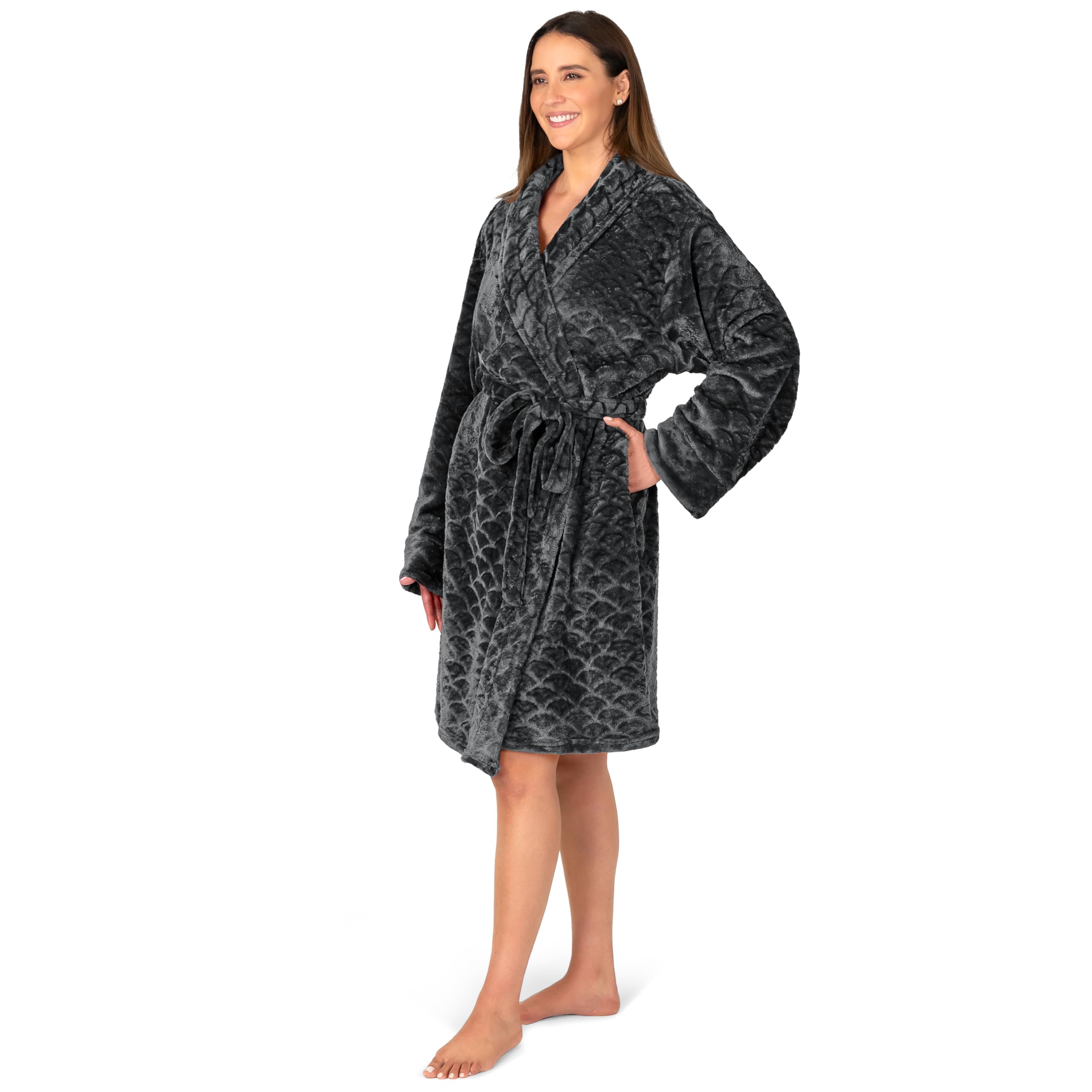 PAVILIA Women's Lightweight Plush Fluffy Bathrobe with Pockets - Soft Fuzzy Short Robe for Shower, Spa & Lounge Wear - Cozy Home & Travel Comfort