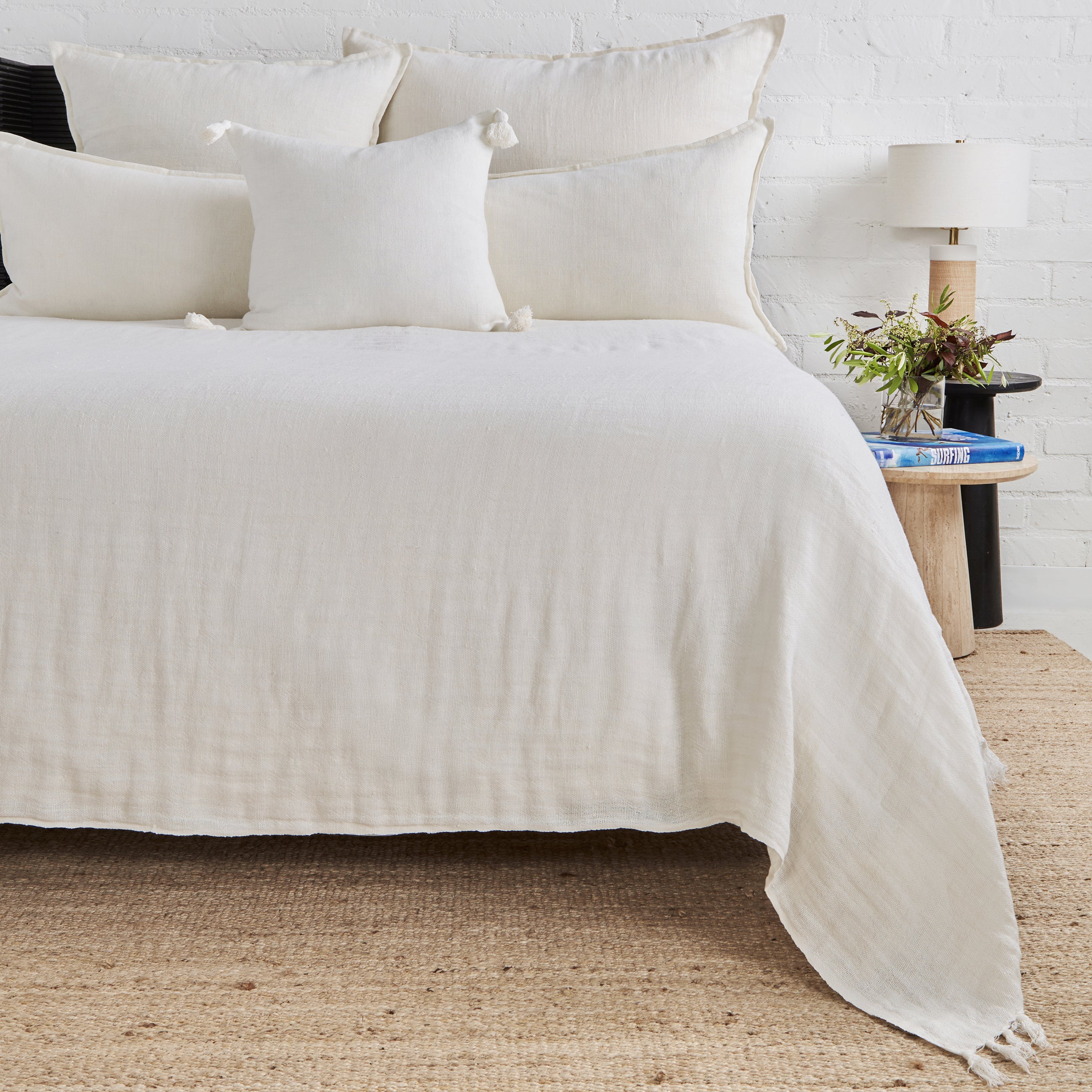 Montauk Blanket - Soft & Cozy Throw Blanket in 7 Colors | Perfect for Sofa, Bed & Outdoor Use