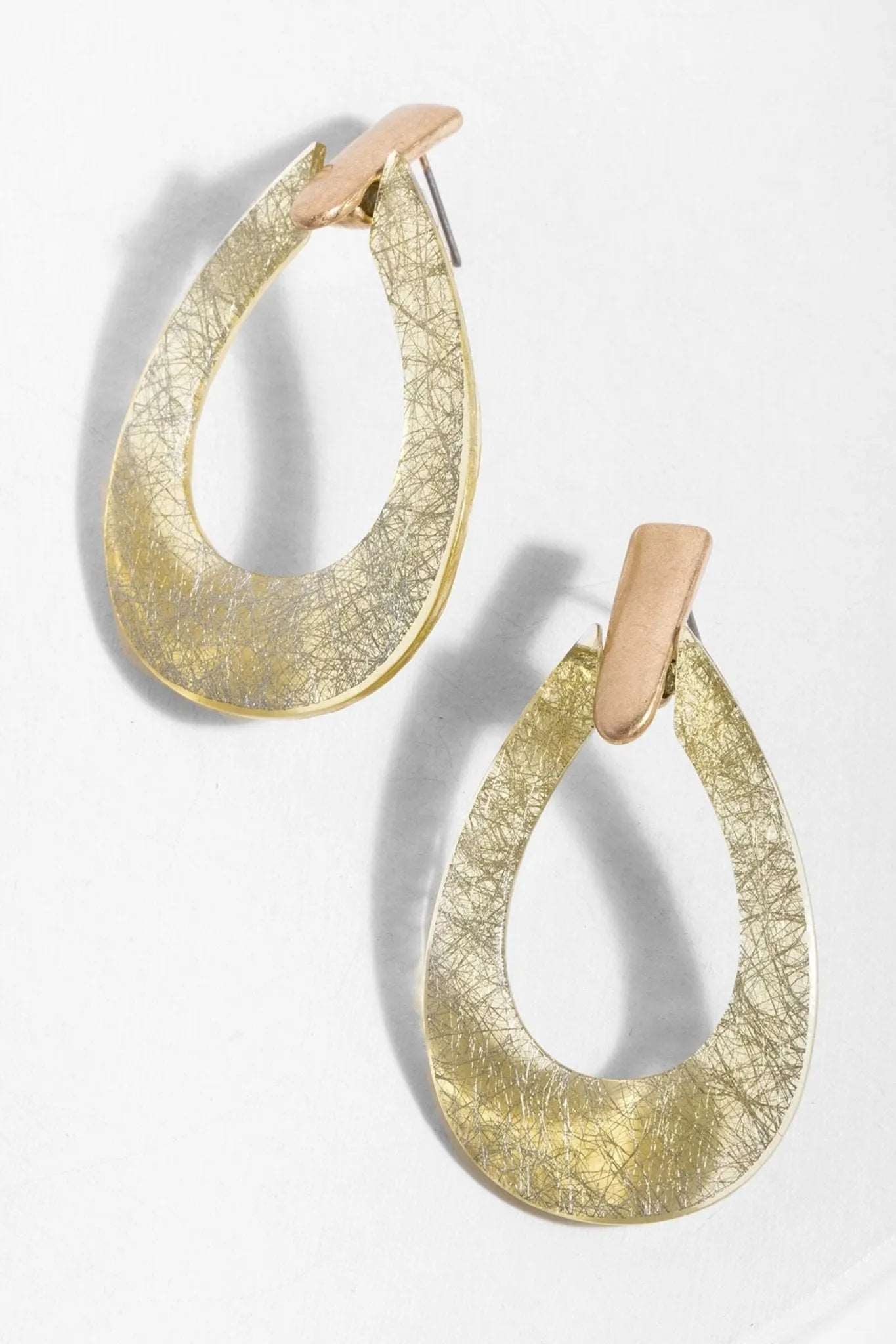 Elegant Oval Drop Earrings for Women - Gold & Silver Dangle Earrings - Perfect for Parties, Weddings & Everyday Wear