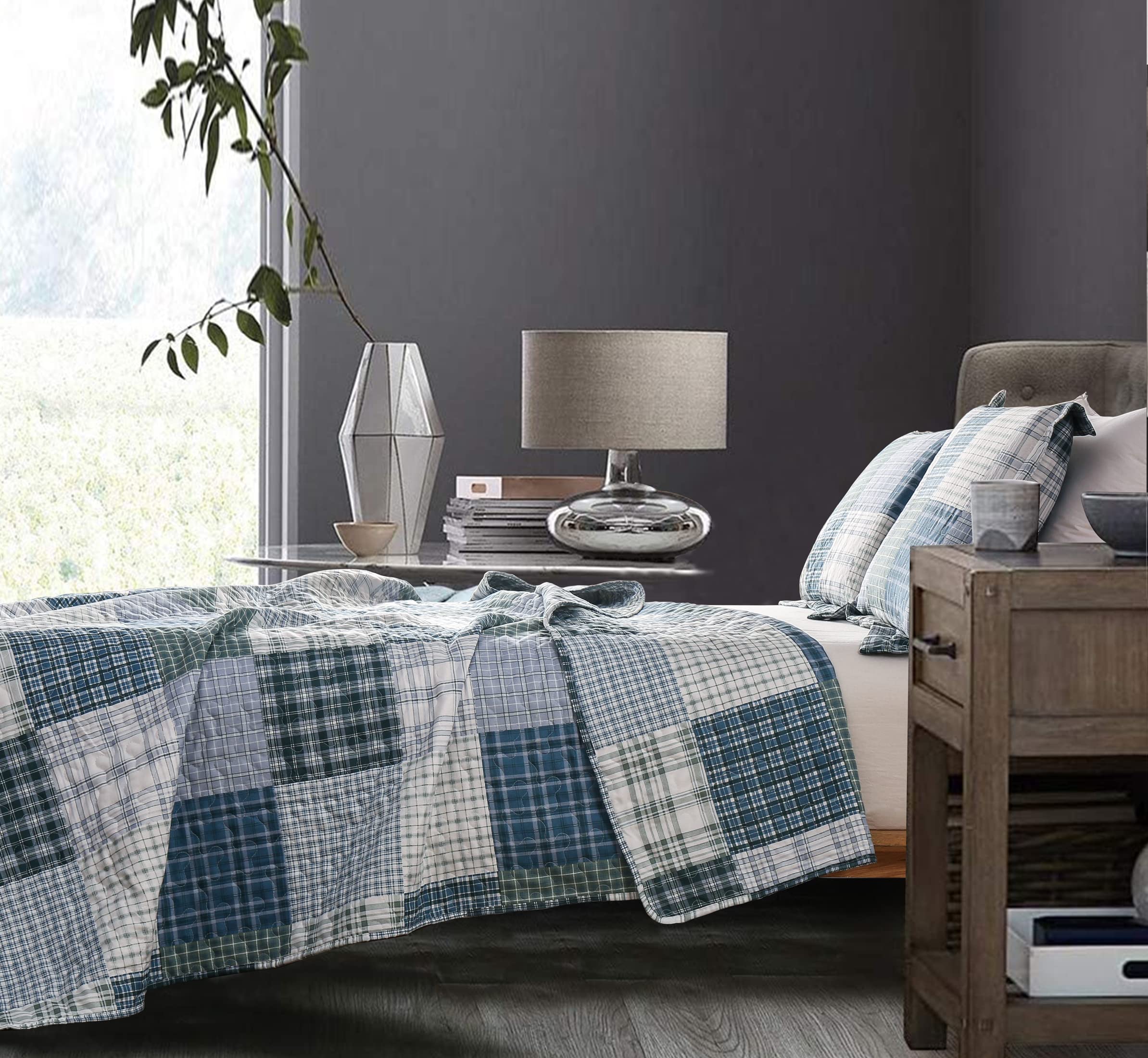 Queen Size Reversible Plaid Quilt Set - Lightweight Soft Patchwork Bedspread Coverlet with 2 Pillow Shams | Modern Home Bedding for Men & Boys | Cozy Bedroom Decor for All Seasons