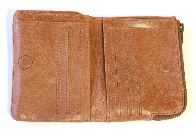Vintage Marcel Leather Wallet in Antique Tan - Stylish & Durable for Everyday Use, Travel & Business