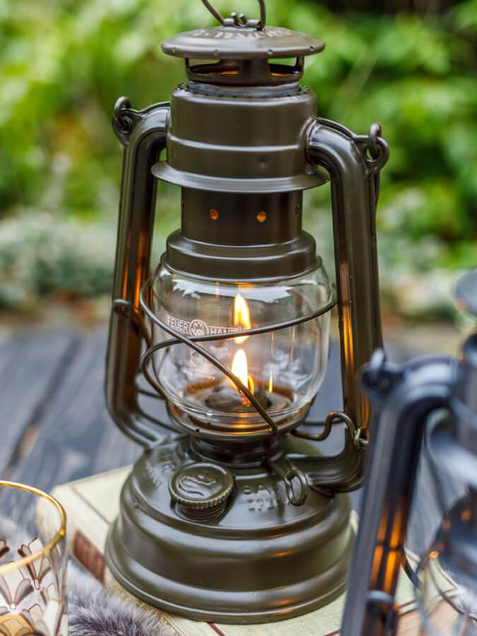 Feuerhand Baby Special 276 Hurricane Lantern - Vintage Outdoor Camping Light for Emergency, Garden, Patio & Power Outages