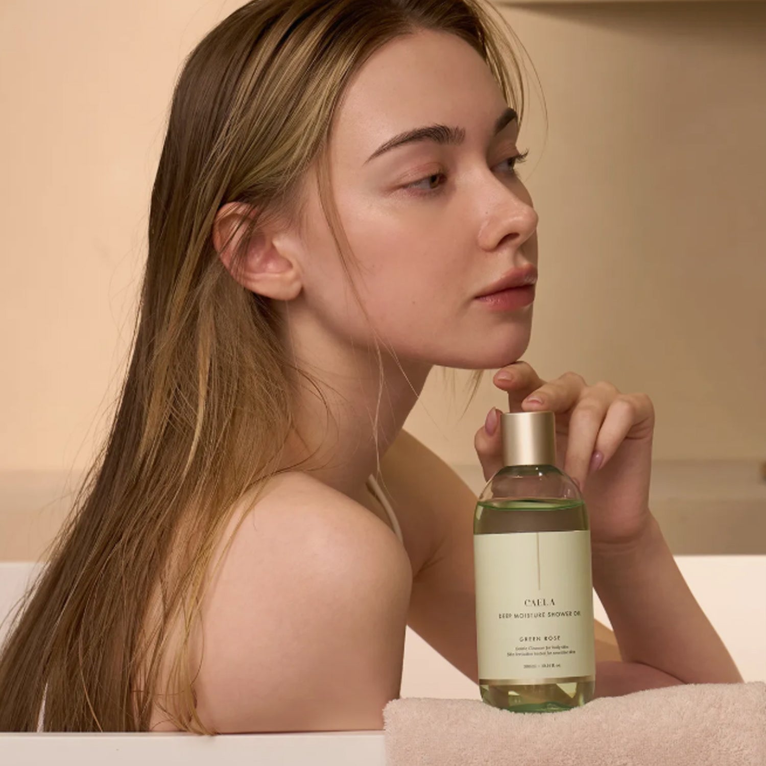 Caela Deep Moisture Shower Oil for Dry Skin - 40ml & 300ml Bottle - Hydrating Body Wash for Sensitive Skin - Perfect for Daily Shower & Spa Relaxation