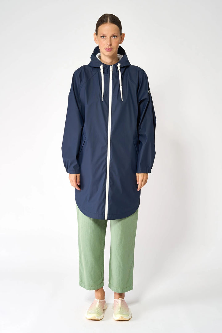 Waterproof Tantä Navy Blue Raincoat for Women & Men - Lightweight & Packable Outdoor Rain Jacket for Hiking, Camping, and Commuting
