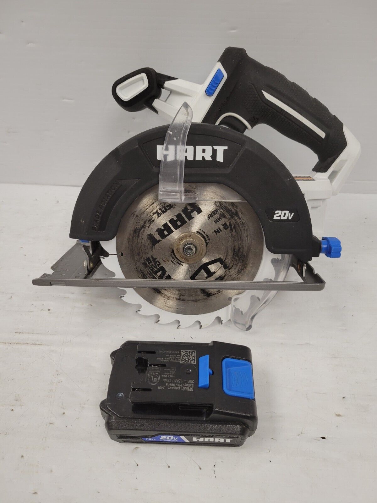 Hart HPCS01 7-1/4 Inch Circular Saw with Laser Guide - Powerful 15 Amp Motor for Woodworking, DIY Projects & Construction - Perfect for Cutting Lumber, Plywood & Hardwood