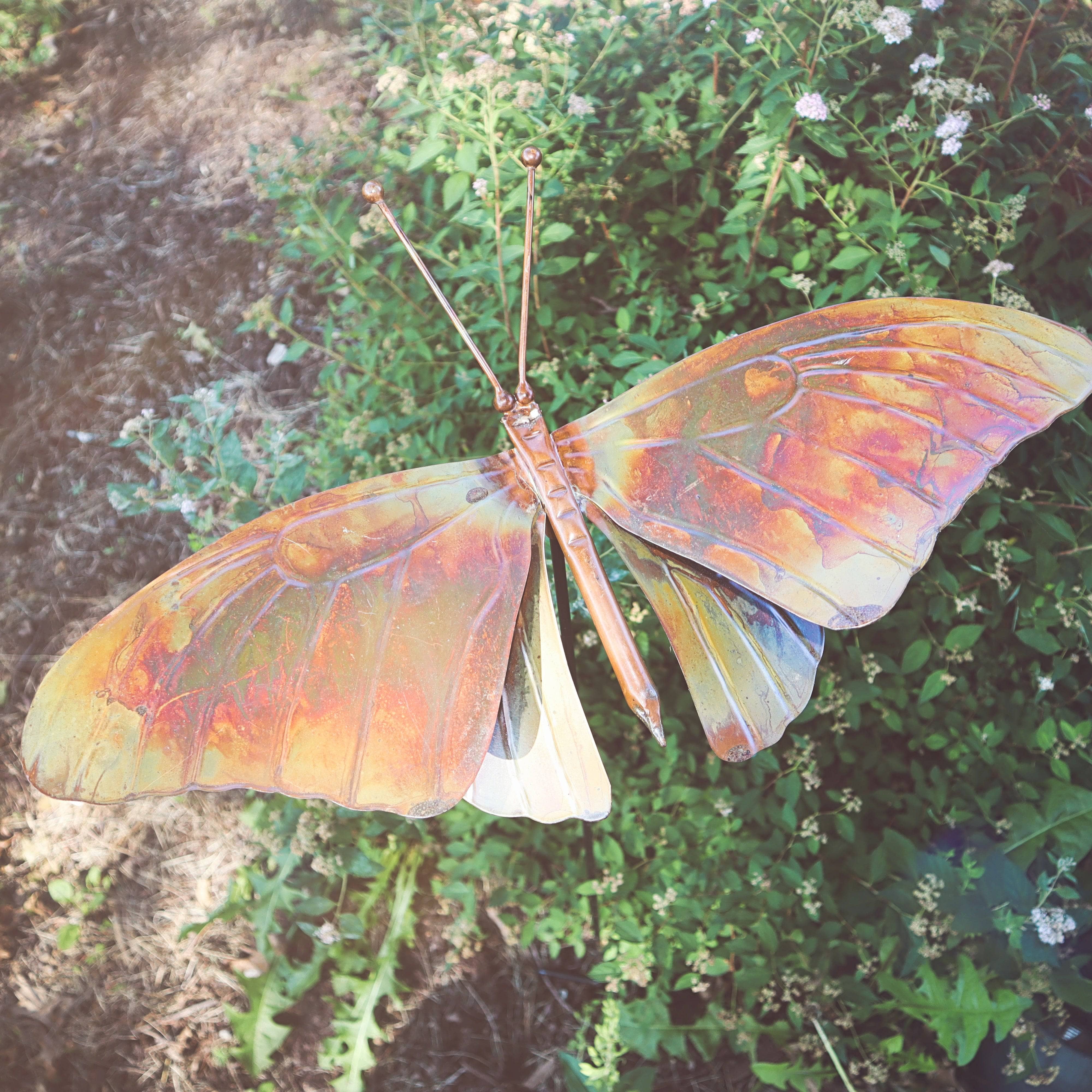 Butterfly Garden Stake - Decorative Metal Butterfly Yard Art for Outdoor Garden Decor - Perfect for Flower Beds, Patios, and Landscaping