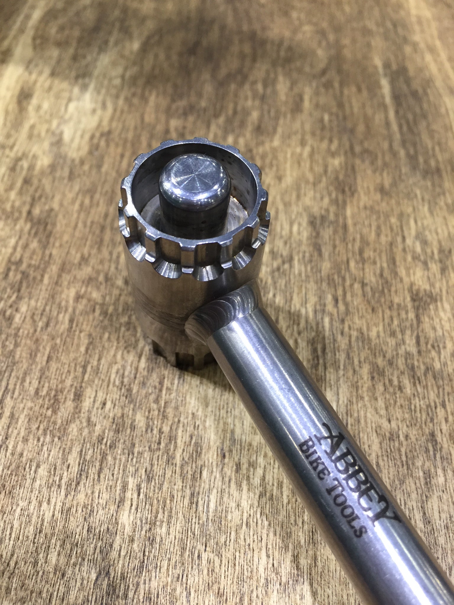Crombie Tool Thru Axle Dual Sided - Premium Bicycle Axle for Road & Mountain Bikes - Perfect for Quick Wheel Changes & Secure Rides