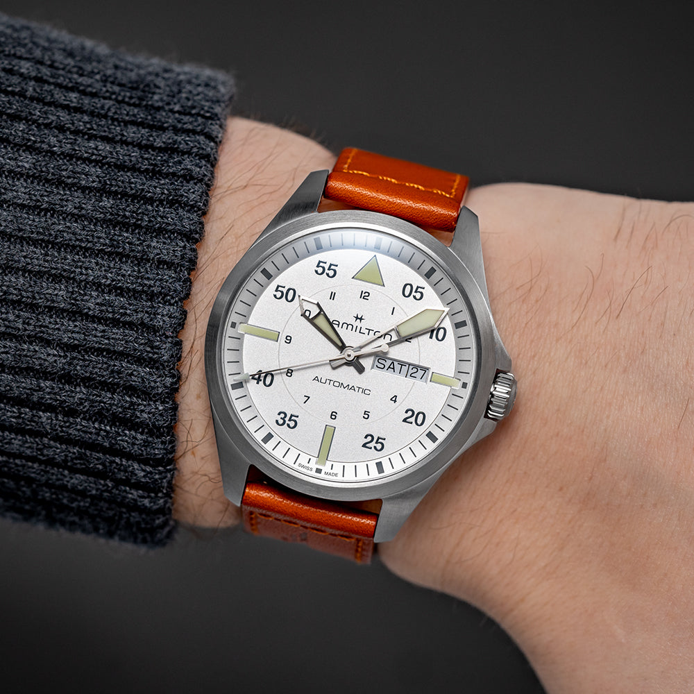 Pilot Day Date 42mm Men's Watch with White Dial and Leather Strap - Perfect for Business, Casual Wear & Formal Occasions