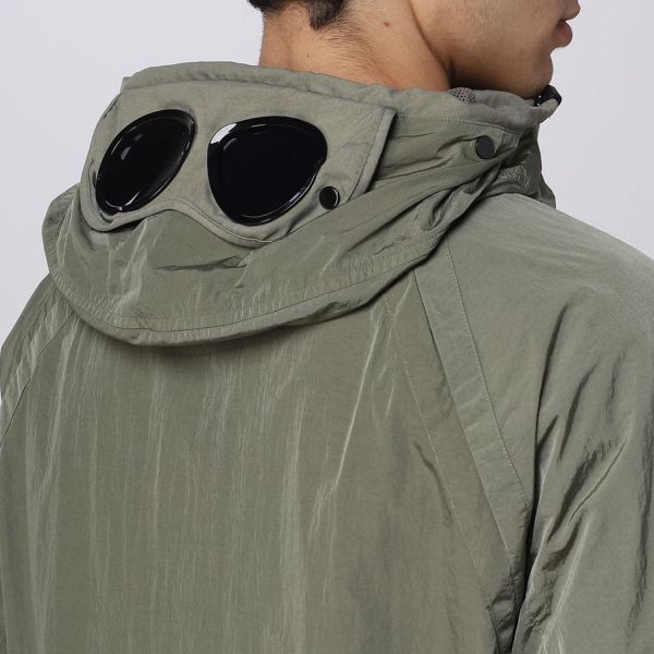 CP Company Goggle Chrome Jacket - Waterproof Windbreaker for Outdoor Adventures & Urban Style