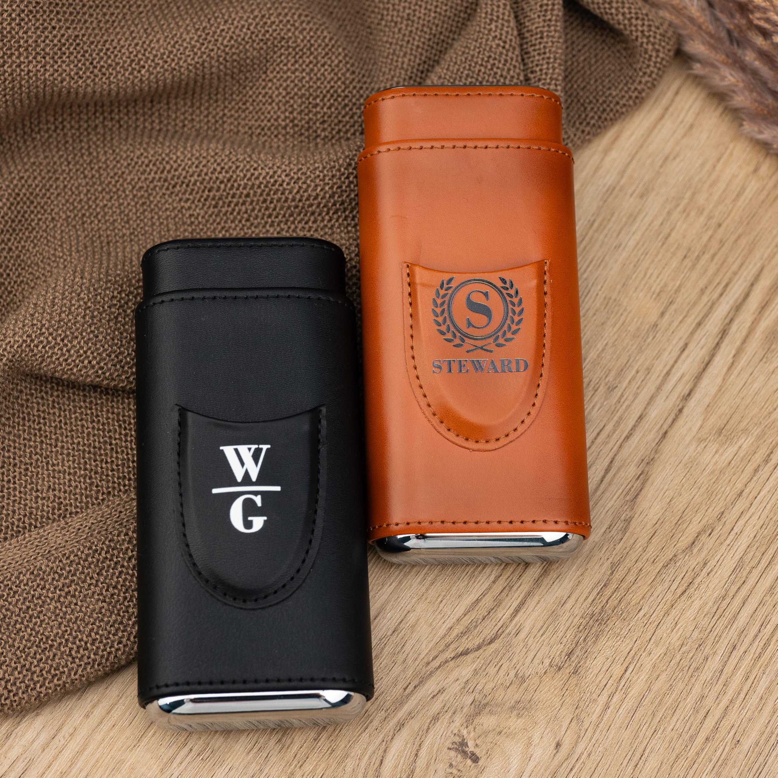 Premium Custom Leather Cigar Case with Cutter - Personalized Travel Humidor & Cigar Holder - Ideal Groomsmen Gift for Weddings, Bachelor Parties & Special Occasions (Brown)