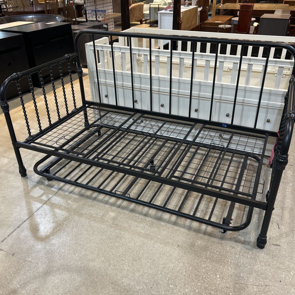 Little Seeds Monarch Hill Wren Metal Daybed with Trundle - Twin Size Black Bed Frame (40.5