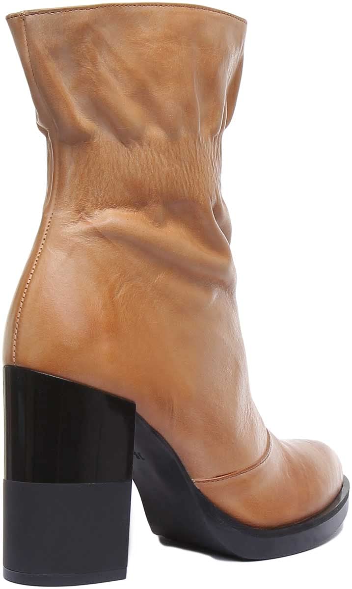 Harmonee Rugged Pull-On Boots Size 9 Tan for Outdoor Work & Hiking