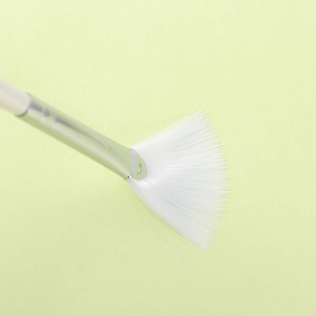 3pcs Soft Fan-Shaped Facial Mask Applicator with Long Handle - DIY Cosmetic Brush for Peel-Off & Sheet Masks - Perfect for At-Home Spa & Skincare Routine