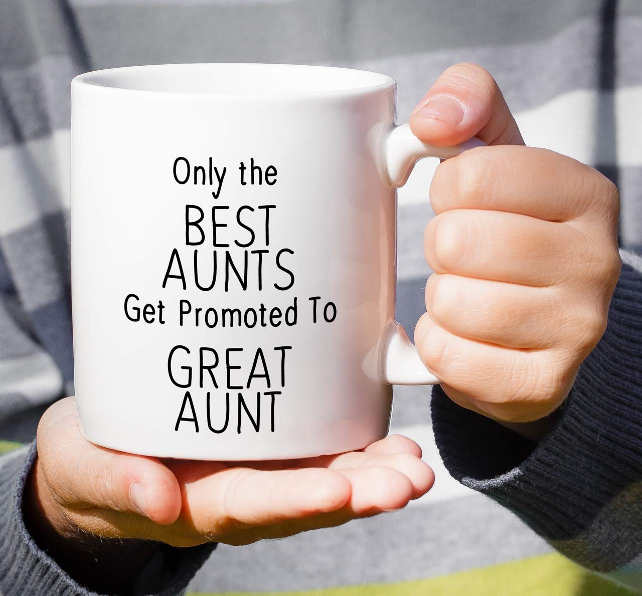 Retreez Funny 11 Oz Ceramic Coffee Mug - Best Aunts Get Promoted to Great Aunt - Sarcastic & Motivational Gift for Sister, Friends, Babysitter, Nanny - Perfect for Daycare, Birthday & Tea Time