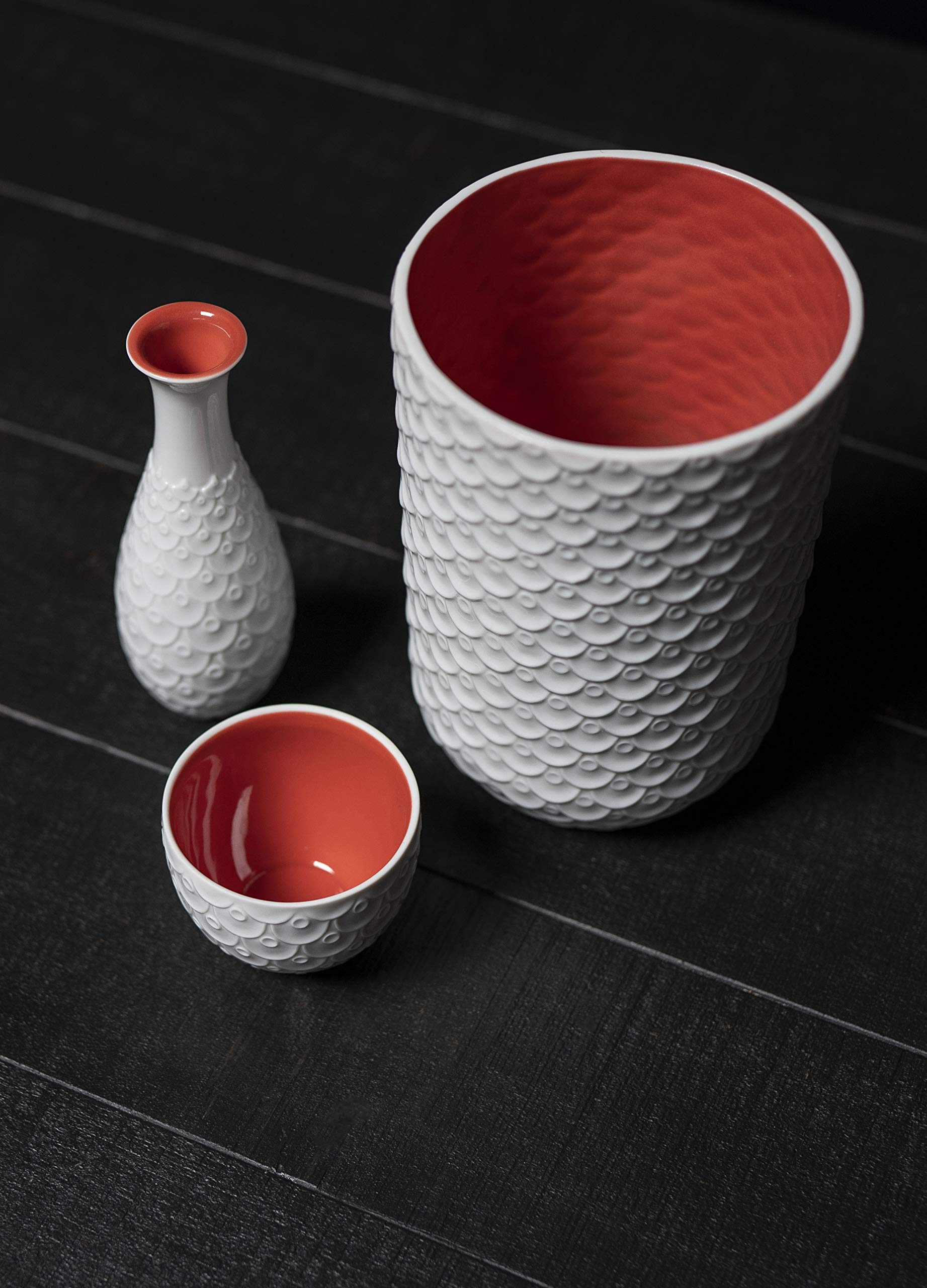 LLADRÓ Porcelain Sake Bottle - Elegant Japanese Ceramic Sake Decanter for Traditional Dining & Gift Giving