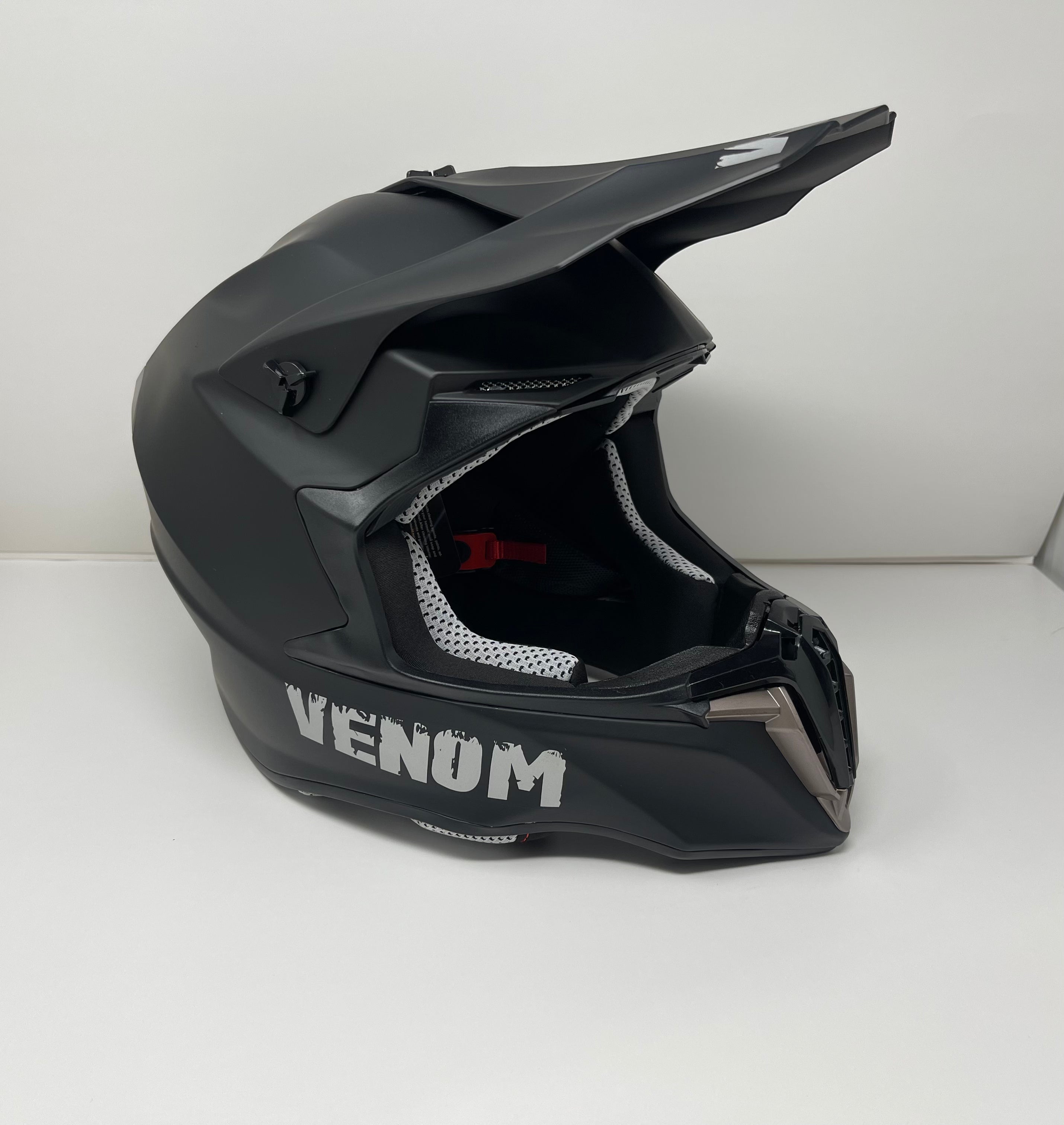 Lightweight Full Face Motocross Helmet - DOT Approved for ATV & Dirt Bike Riding - Perfect for Off-Road Racing, Trail Adventures & Motorcycle Safety