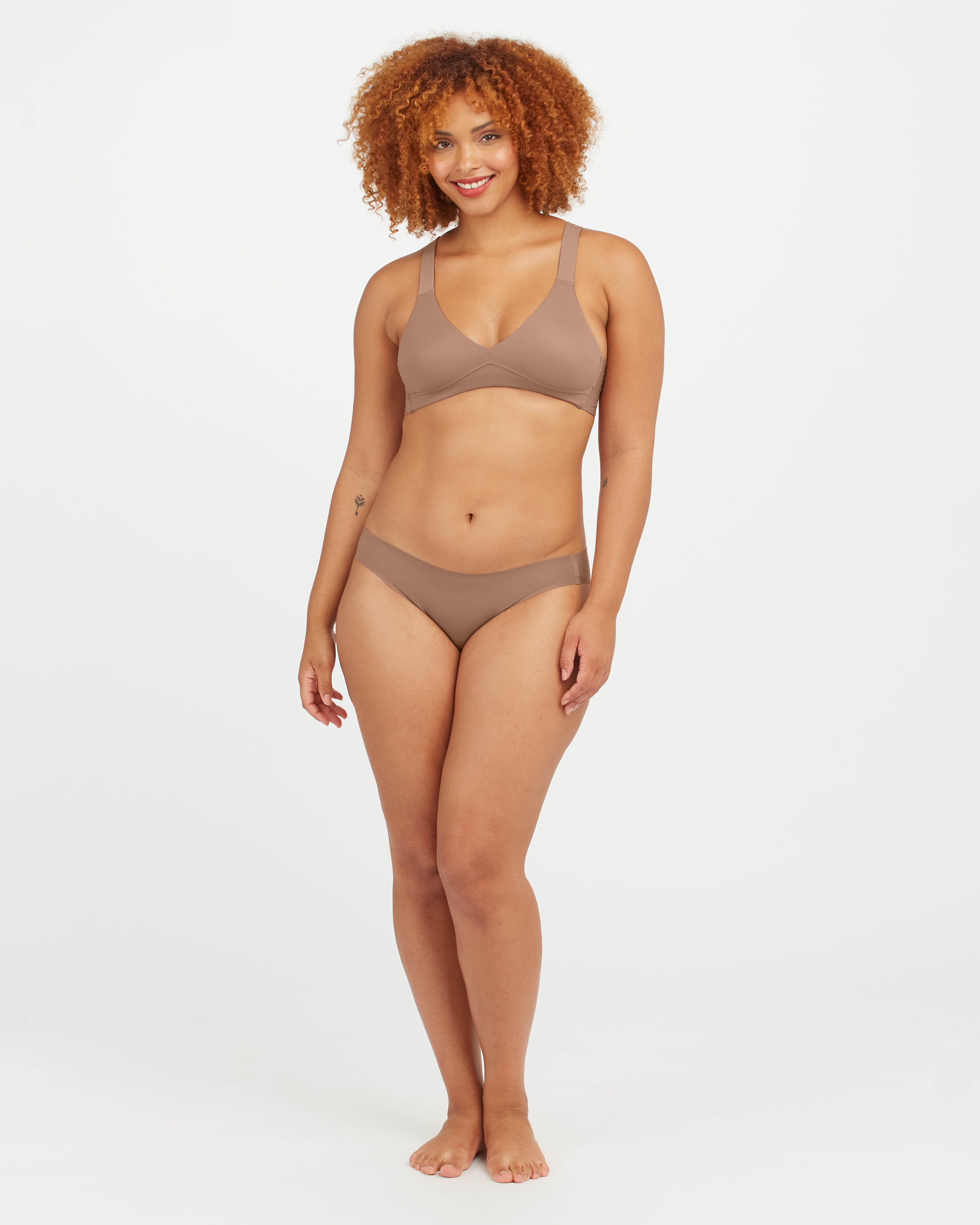SPANX Smooth Comfort Unlined Bralette - Wireless Seamless Bra for Everyday Wear & Lounge - Perfect for Yoga, Work from Home & Relaxation