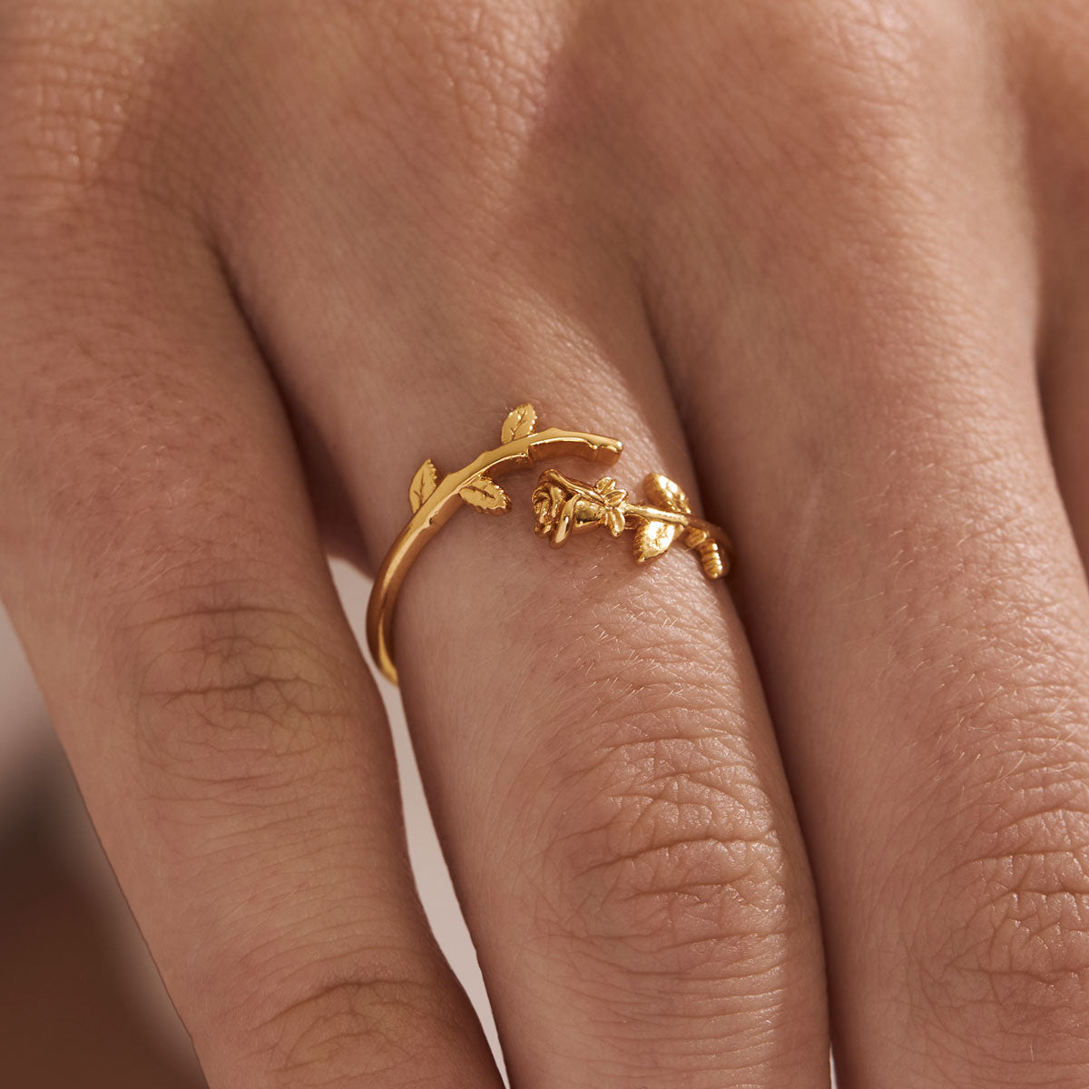 Fallen Roses Wrap Ring Gold - Elegant Stackable Rose Gold Ring for Women, Perfect for Valentine's Day, Anniversary & Everyday Wear