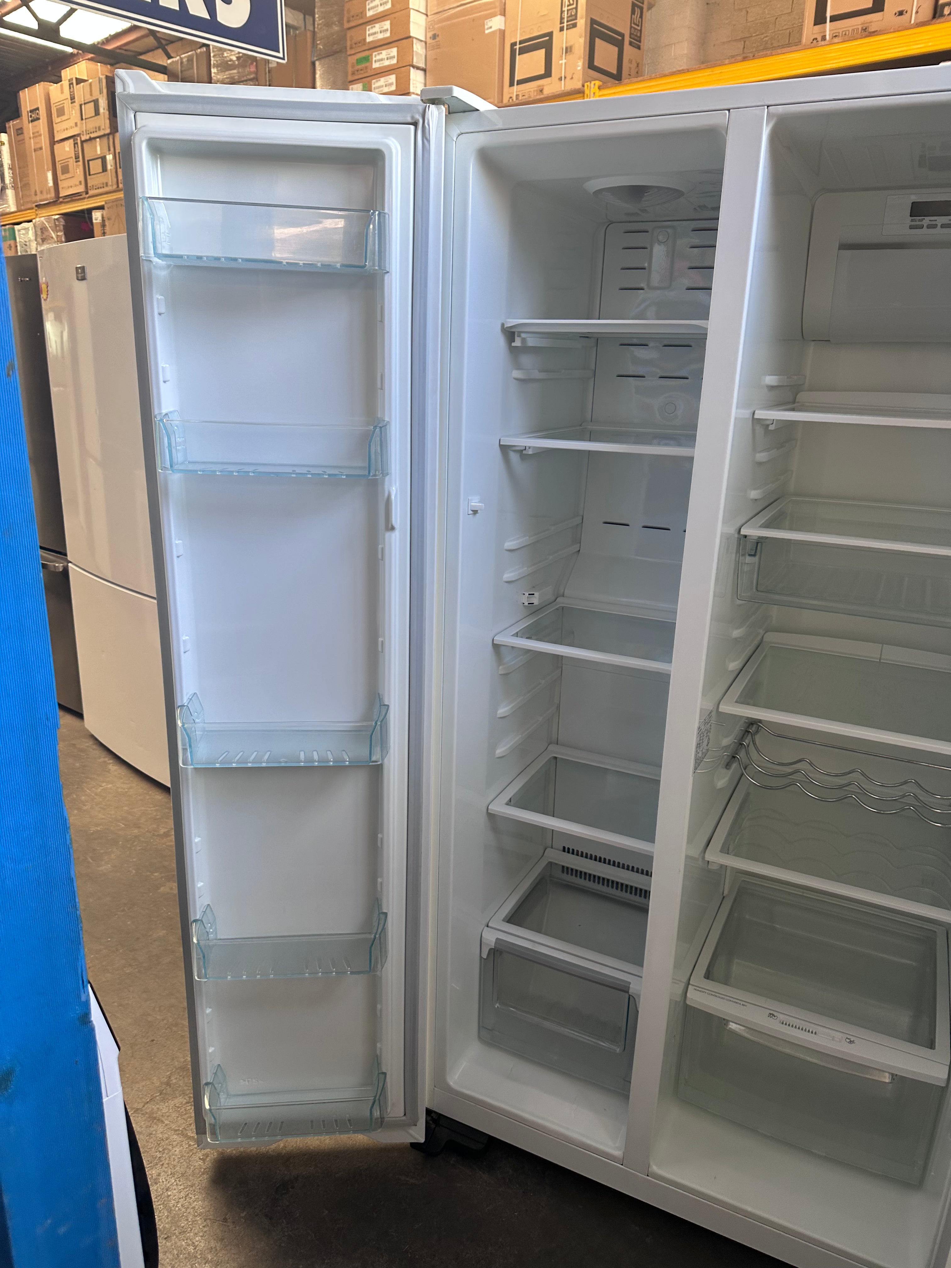 Simpson 606L Side By Side Refrigerator - Energy Efficient, Stainless Steel Finish [Certified Refurbished] - Perfect for Large Families & Open Kitchen Designs