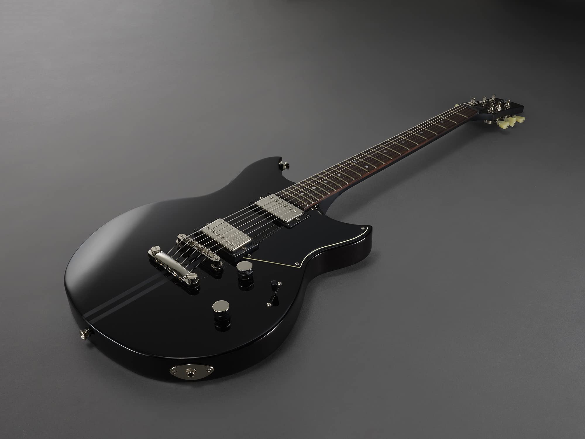 Yamaha Revstar Element RSE20 BL Electric Guitar - Professional Solid Body Guitar with P90 Pickups, Black Finish | Perfect for Rock, Blues & Stage Performances