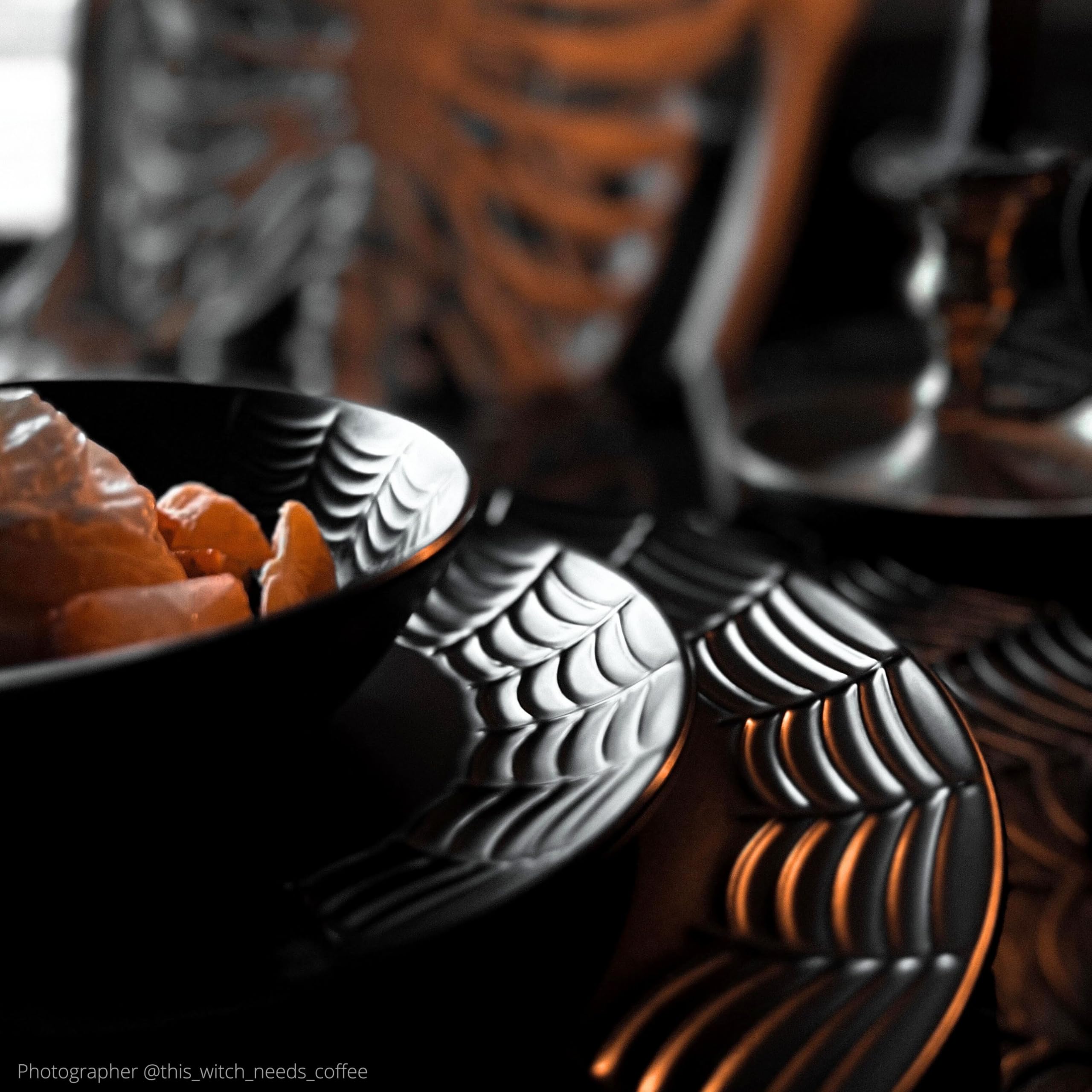 Nomnu 16-Piece Gothic Spiderweb Dinnerware Set - Black Matte Porcelain Plates, Bowls & Mugs - Halloween, Goth Kitchen Decor - Perfect for Spooky Dinner Parties, Gothic Weddings & Vampire-Themed Events