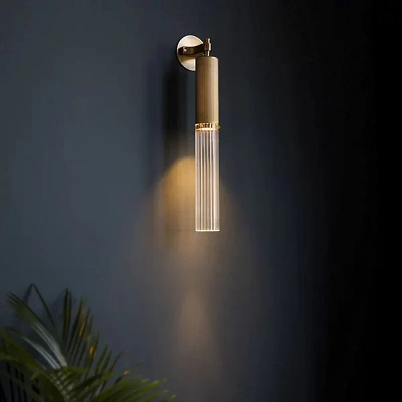 Lumiere Single Wall Sconce - Modern LED Wall Light Fixture for Bedroom, Living Room & Hallway - Dimmable Indoor Lighting with Easy Installation - Perfect for Home Decor and Ambient Lighting