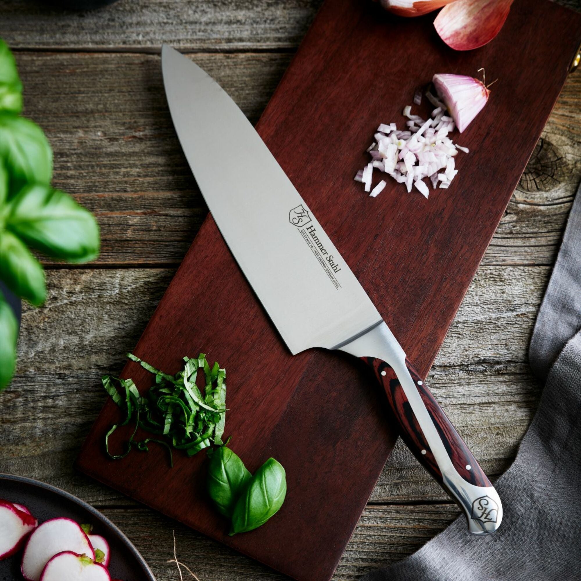 Premium Hammer Stahl 8-Inch Chef Knife - High-Quality German Stainless Steel Kitchen Knife for Professional Chefs & Home Cooking - Perfect for Slicing, Dicing & Chopping Vegetables, Meat & Herbs