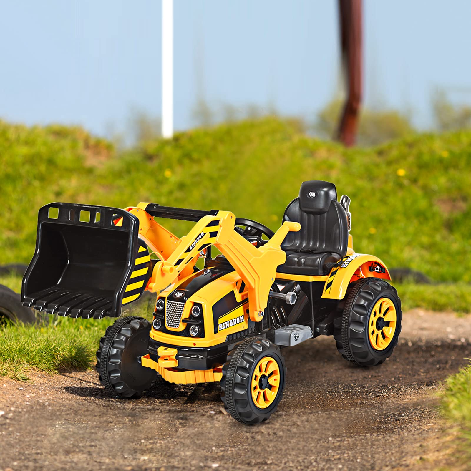 **COSTWAY 12V Kids Electric Tractor Toy with Adjustable Speed, Flexible Shovel & Comfortable Seat – Yellow Ride-On Tractor for Ages 3-8, 30kg Load Capacity – Perfect for Outdoor Play, Sandbox Fun & Backyard Adventures**
