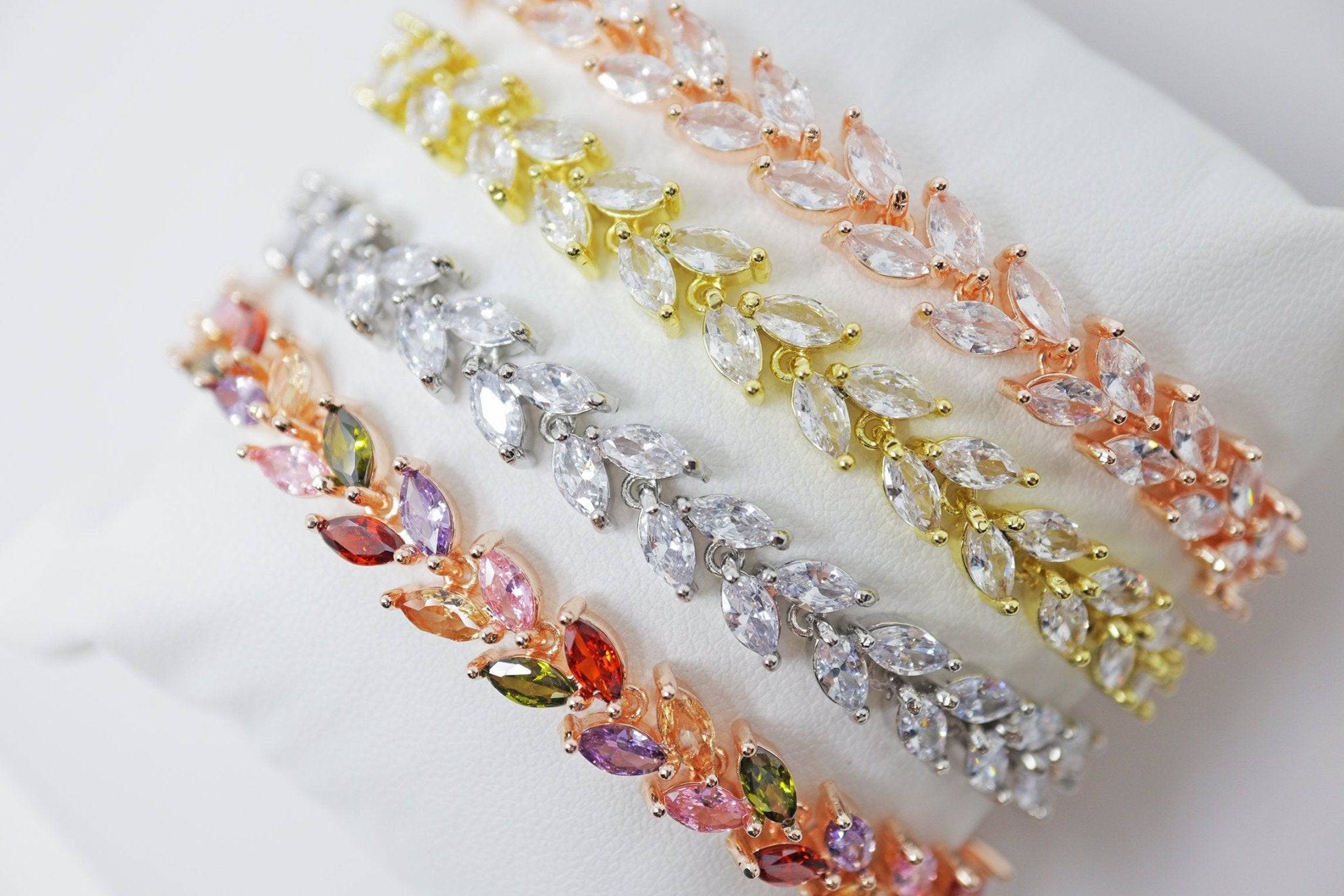 Elegant Crystal & Diamond Wine Leaf Wedding Bracelet for Brides - Cubic Zirconia CZ Bridal Jewelry - Perfect for Weddings, Anniversaries & Special Occasions