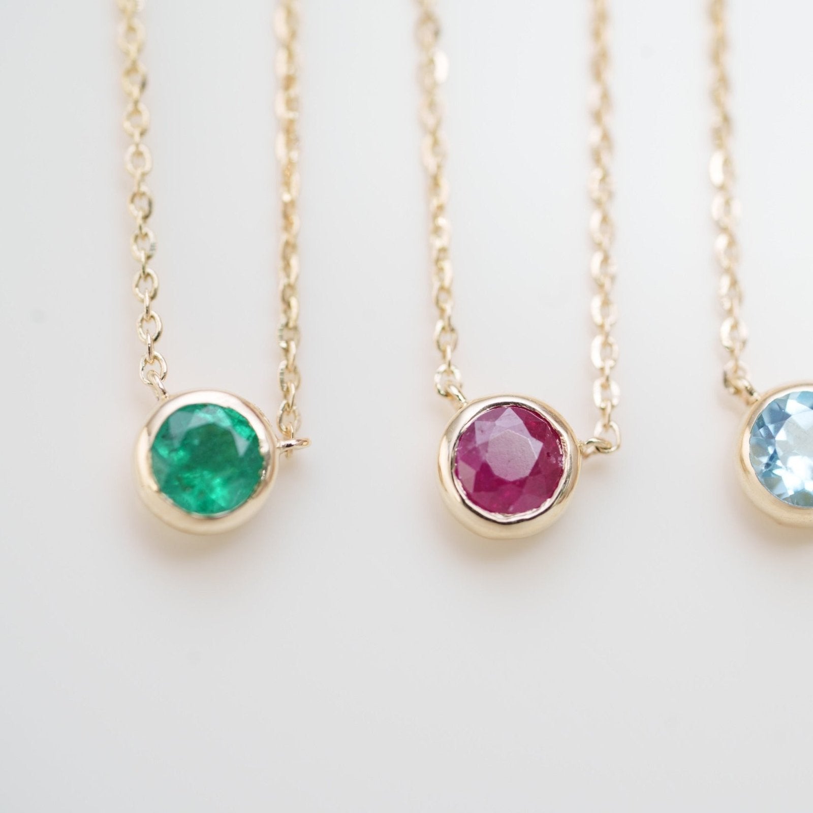 14K Solid Yellow Gold Emerald Station Necklace - Bezel Set for Everyday Elegance | Perfect for Gifts, Anniversaries, and Special Occasions
