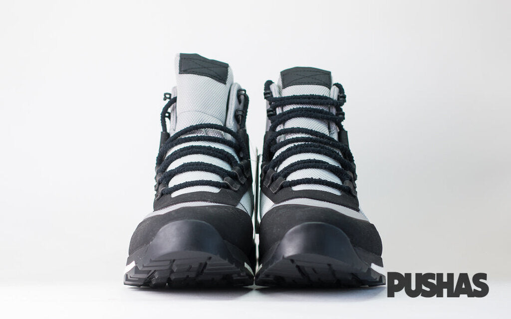 Day One Ultimate Boot - Premium Waterproof Hiking Boots for Men & Women - Comfortable & Durable Outdoor Shoes for Trekking, Camping, and Mountain Climbing