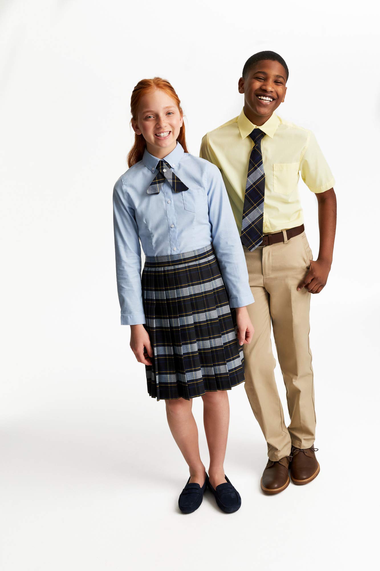 French Toast Boys' Short Sleeve Classic Poplin Dress Shirt - Standard & Husky Sizes | School Uniform, Church & Formal Occasions