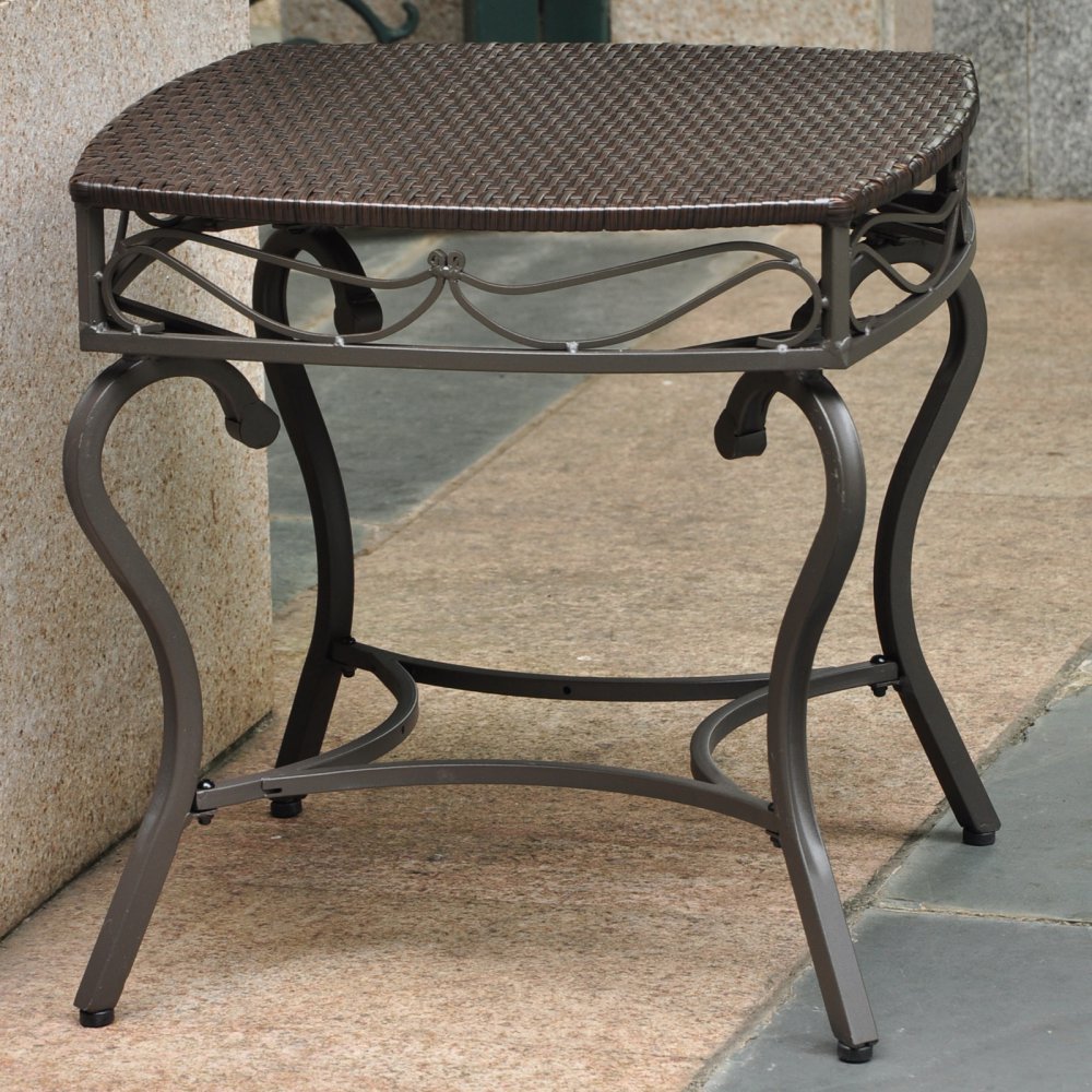 Modern Lisbon Wicker Patio Side Table - Outdoor Coffee Table for Garden, Poolside & Balcony - Weather-Resistant Rattan Accent Table - Perfect for Relaxing & Entertaining