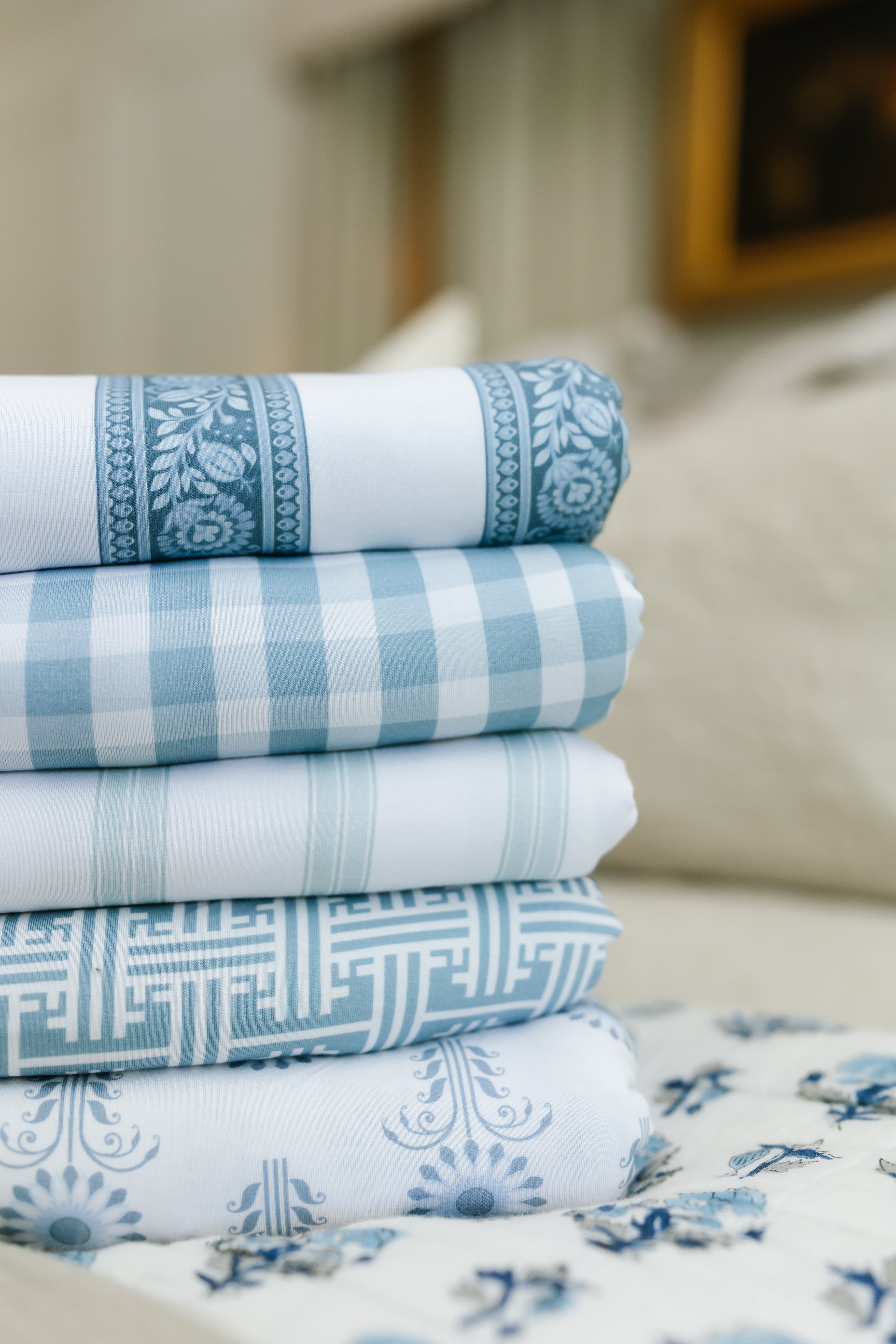 Dutch Long Sleeve Pajama Set - Cozy Sleepwear for Women & Men - Perfect for Winter Nights & Lounging at Home