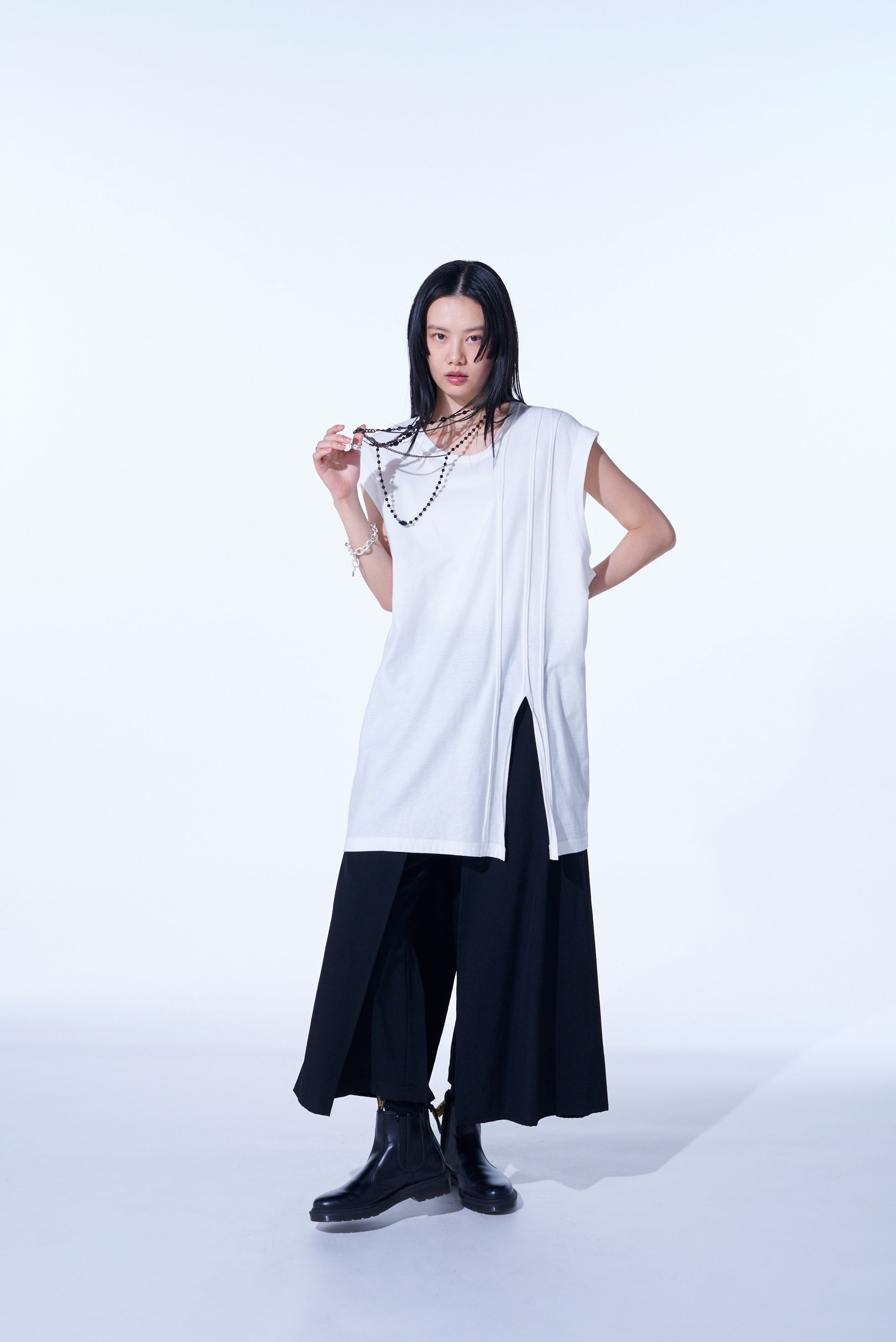 Soft Cotton Jersey Vertically Grafted Sleeveless Top with Side Slit - Breathable Summer Tank for Women | Casual Wear, Beach Outfit & Layering Staple