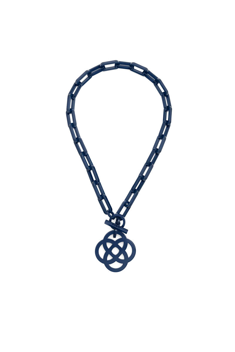 Elegant Quatrefoil Link Necklace for Women - Sterling Silver Dainty Chain Jewelry - Perfect for Everyday Wear, Date Nights & Special Occasions